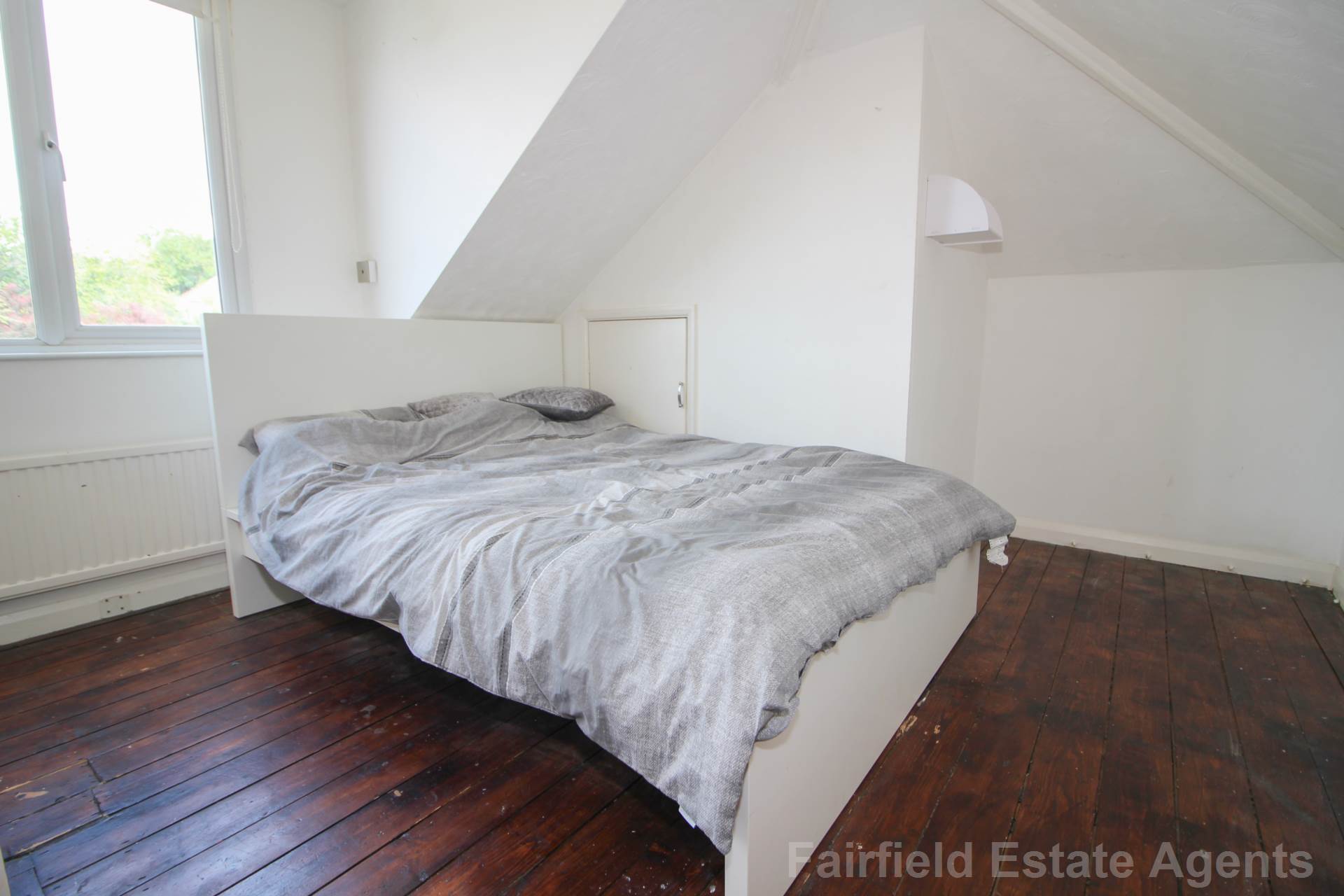 Additional Property Image 3 bedroom Semi Detached Bungalow for sale in Watford 13