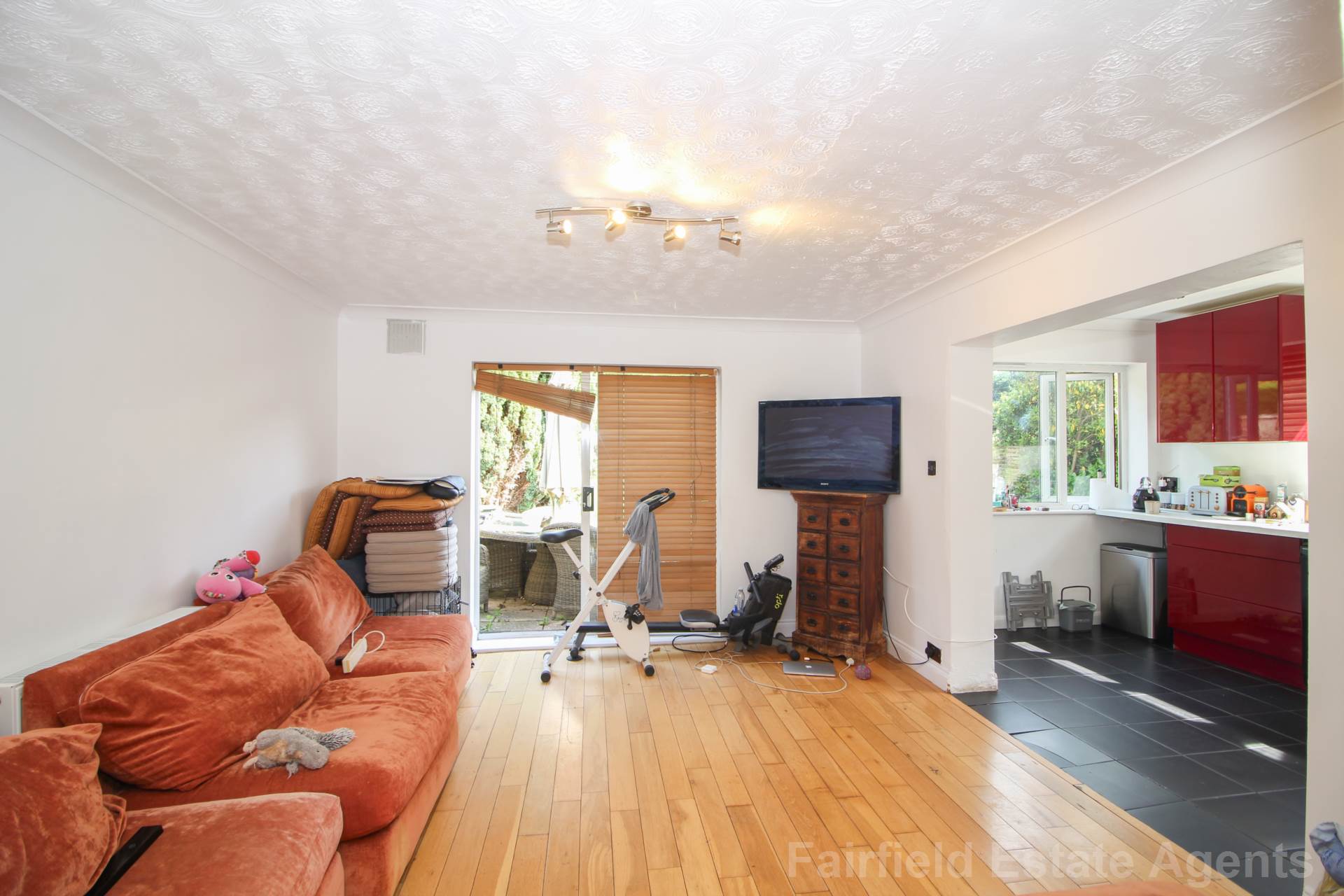 Additional Property Image 3 bedroom Semi Detached for sale in Watford 10