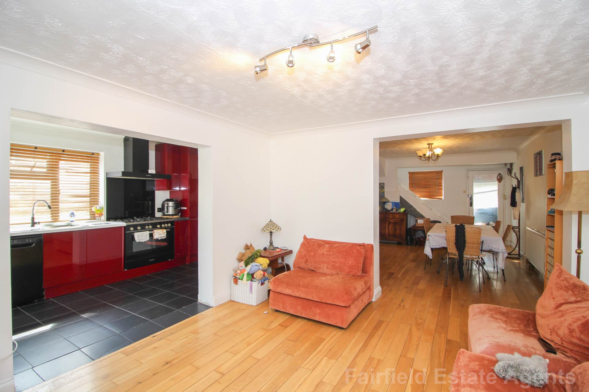 Additional Property Image 3 bedroom Semi Detached for sale in Watford 12