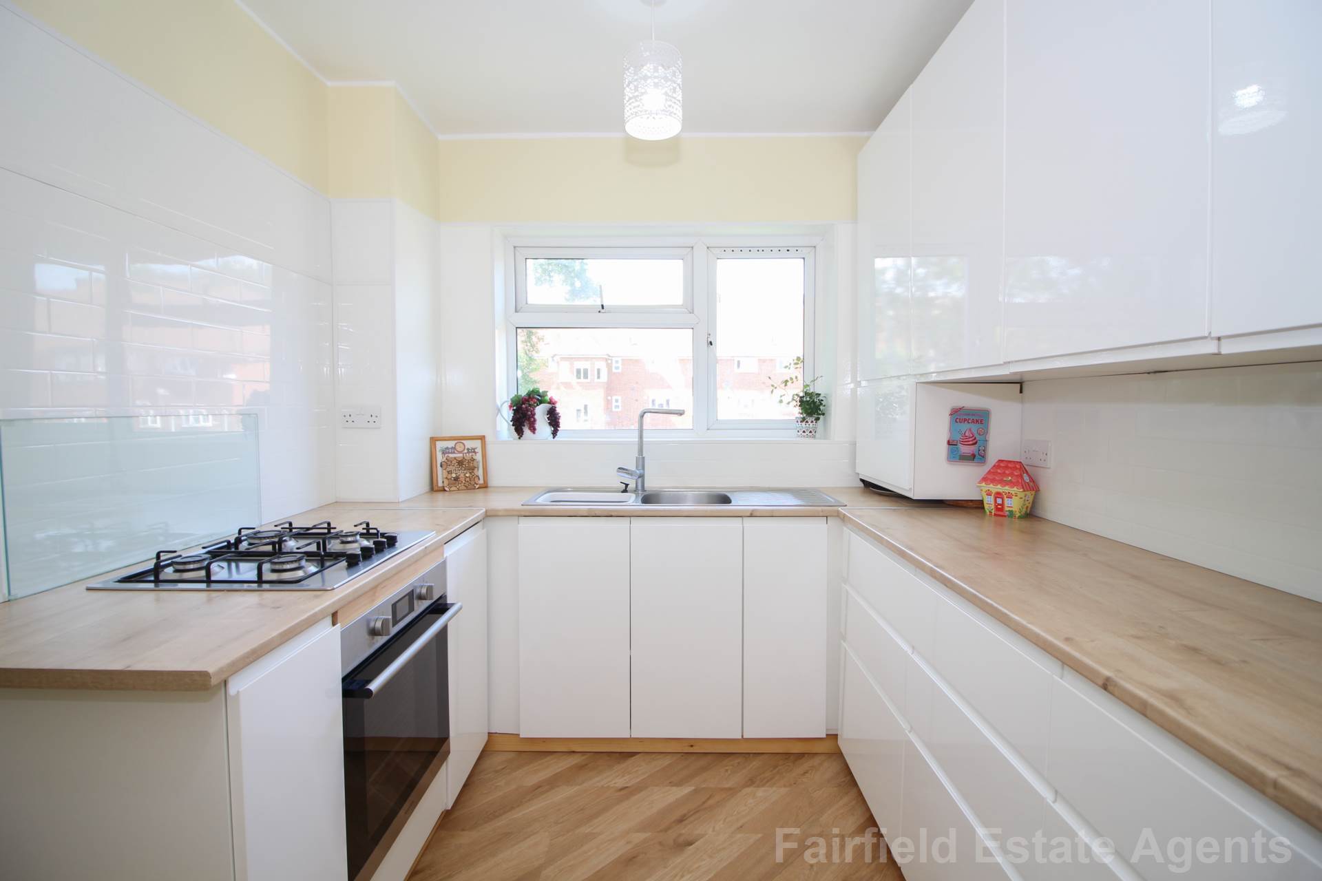 Additional Property Image 1 bedroom Flat for sale in Watford 3