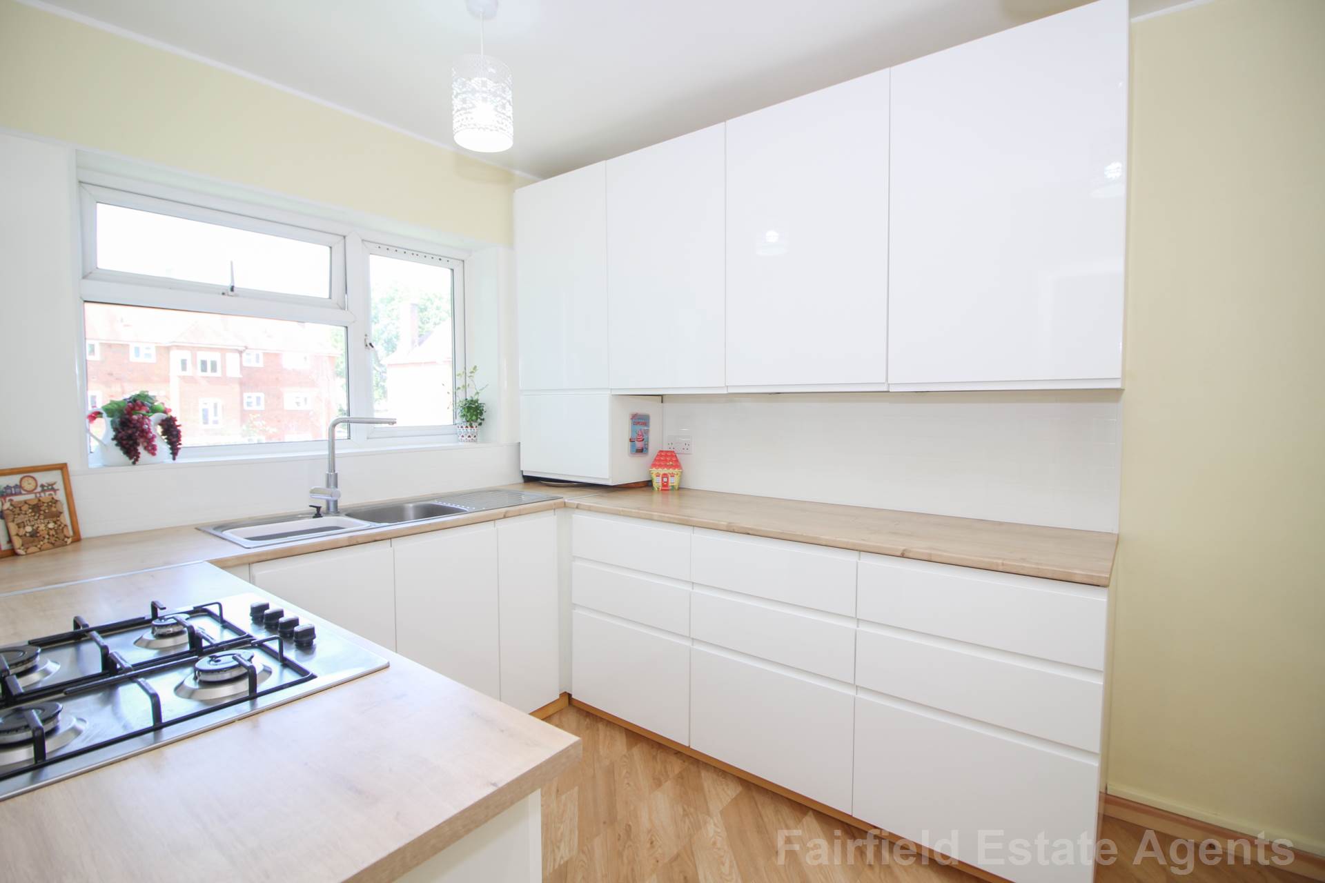 Additional Property Image 1 bedroom Flat for sale in Watford 6