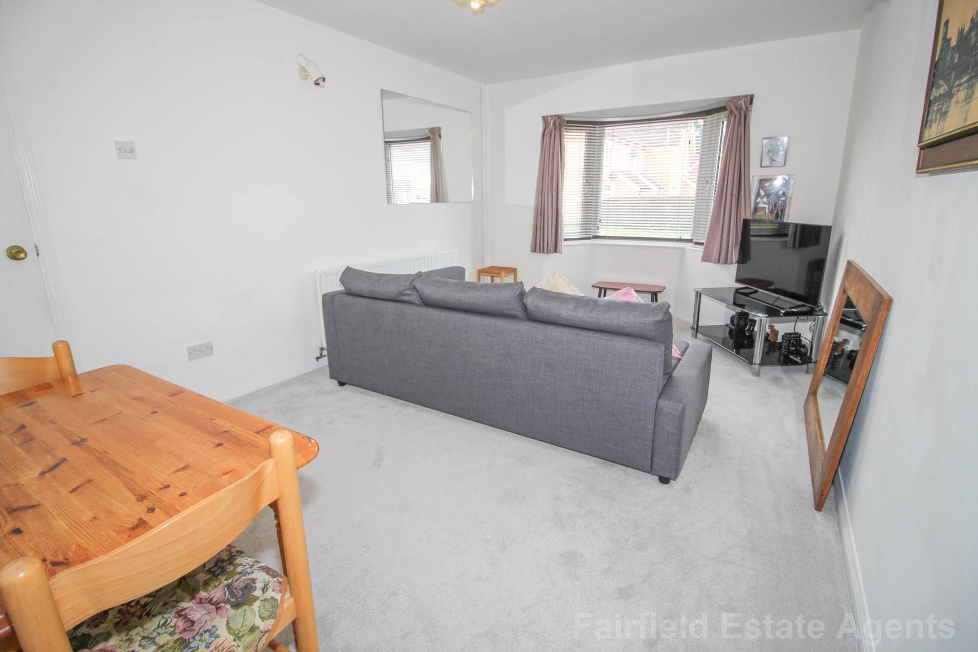 Additional Property Image 2 bedroom Semi Detached for sale in Watford 3