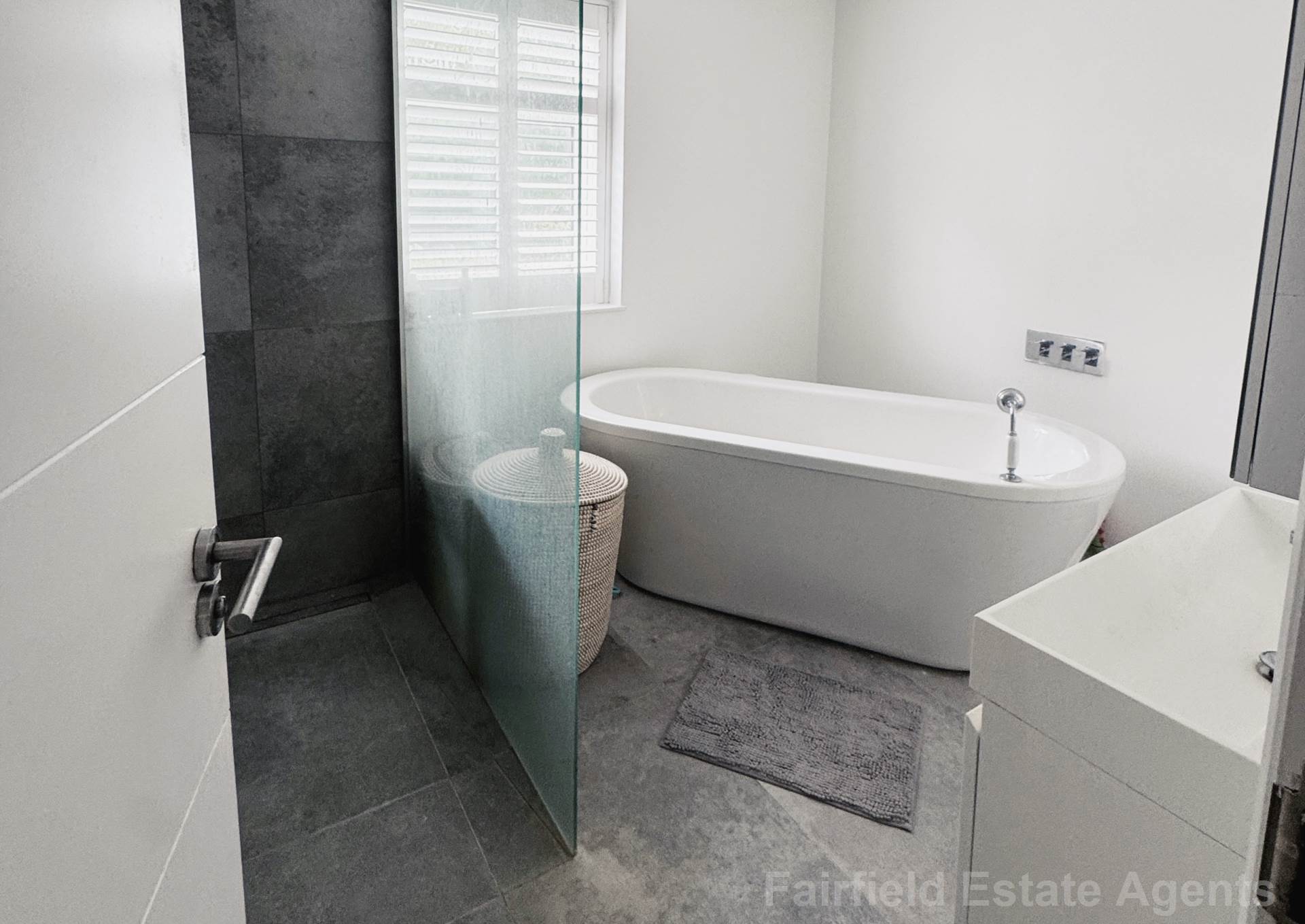 Additional Property Image 3 bedroom Terraced to rent in Bushey 9