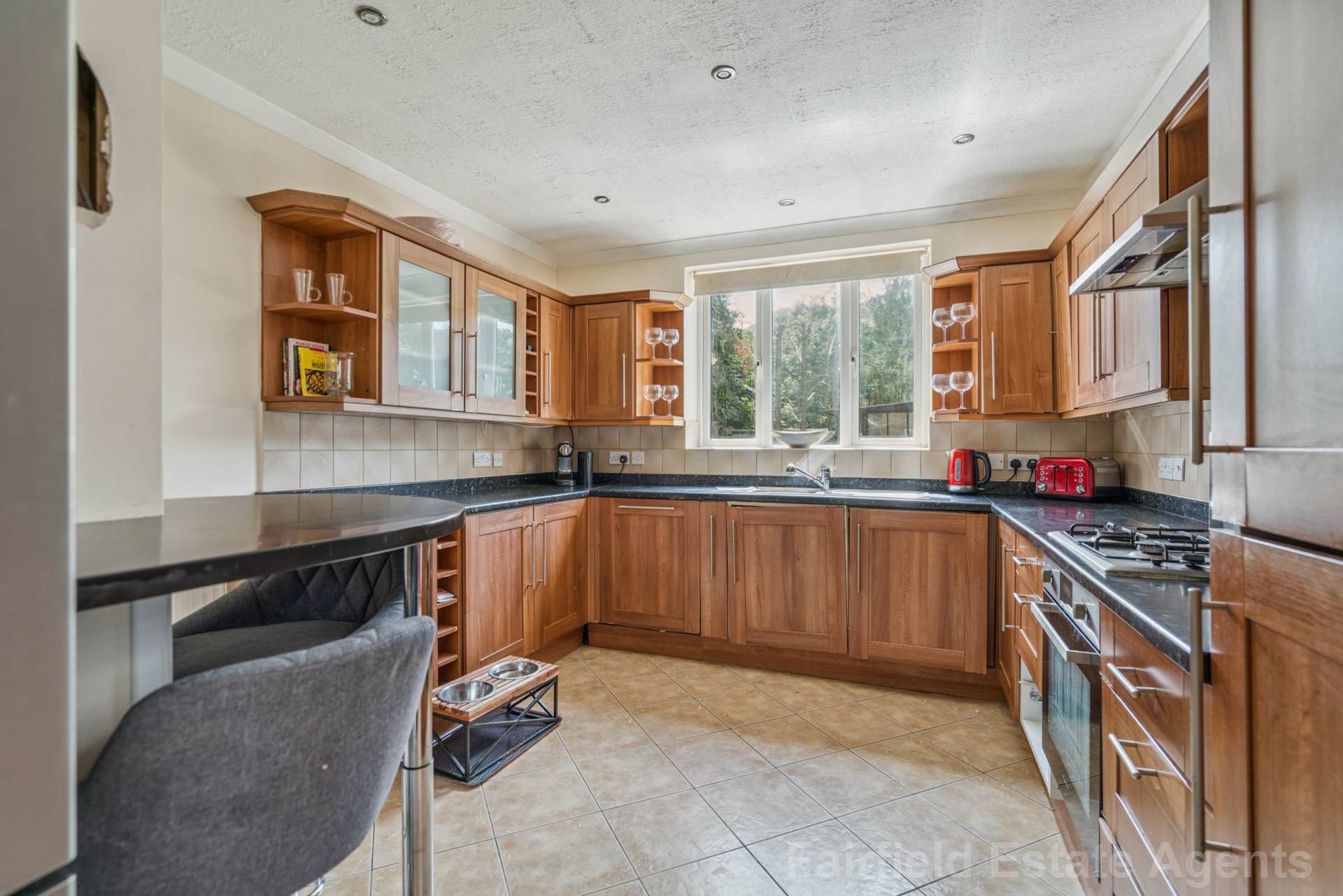 Additional Property Image 3 bedroom Semi Detached for sale in Watford 2