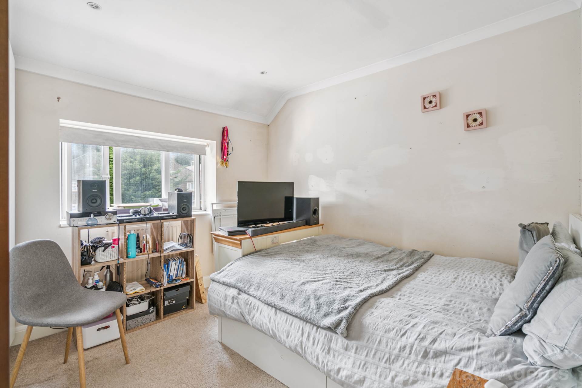Additional Property Image 3 bedroom Semi Detached for sale in Watford 14