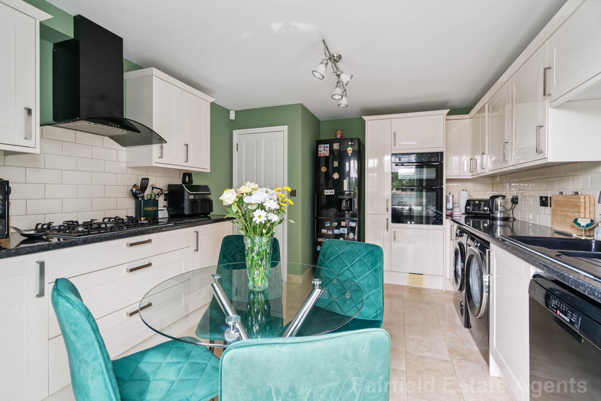 Additional Property Image 3 bedroom Semi Detached Bungalow for sale in Watford 8