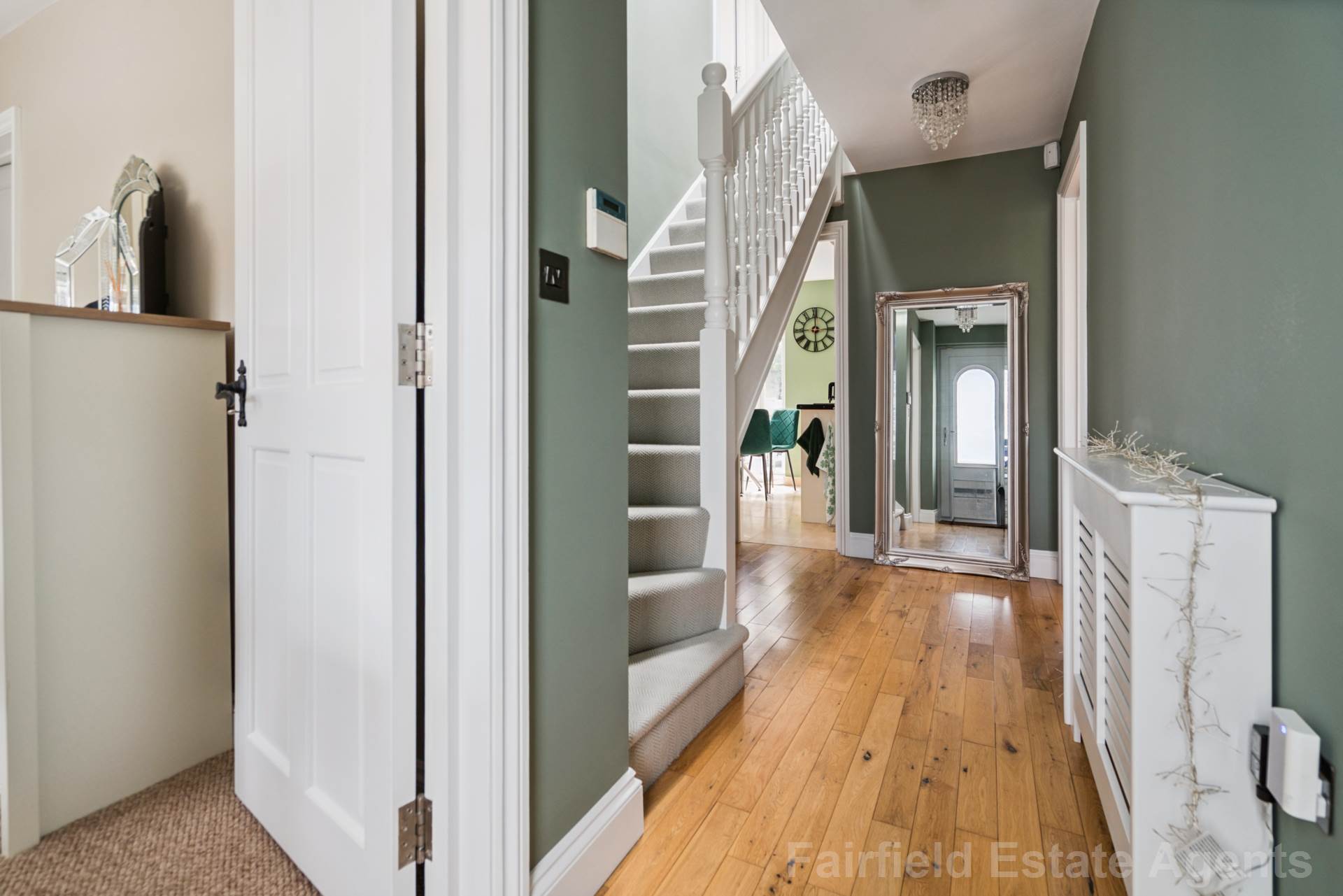 Additional Property Image 3 bedroom Semi Detached Bungalow for sale in Watford 12