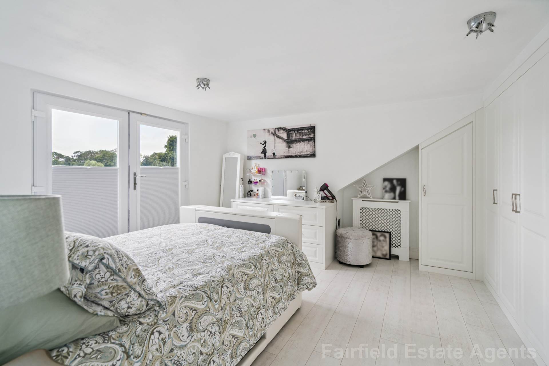 Additional Property Image 3 bedroom Semi Detached Bungalow for sale in Watford 13