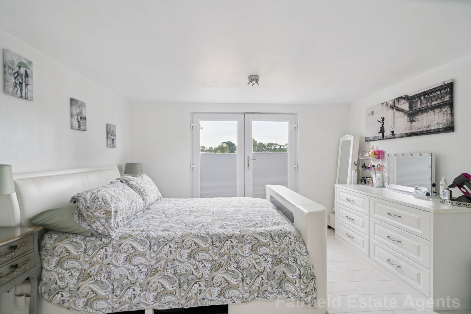 Additional Property Image 3 bedroom Semi Detached Bungalow for sale in Watford 14