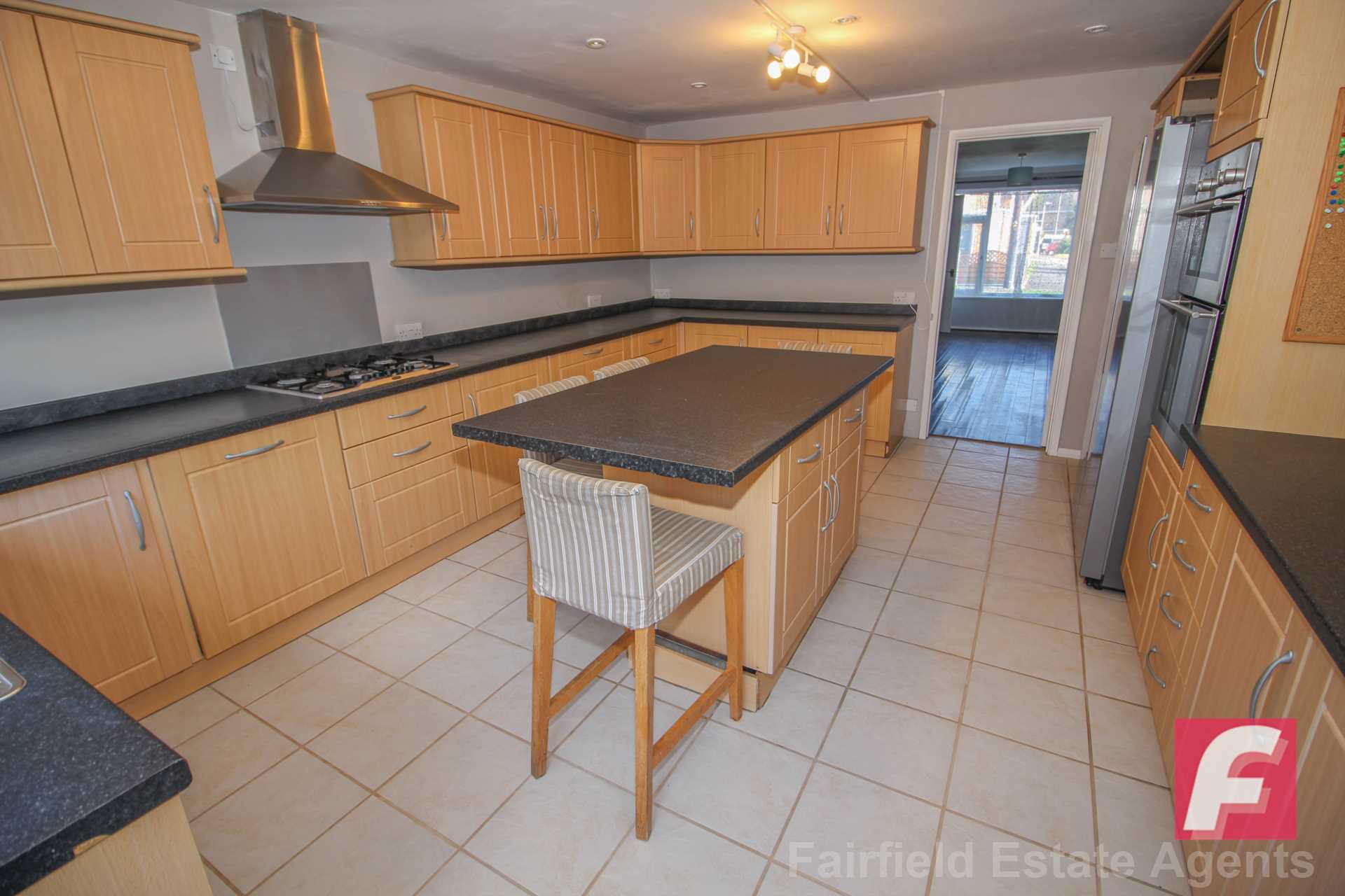 Additional Property Image 4 bedroom Terraced to rent in Rickmansworth 6