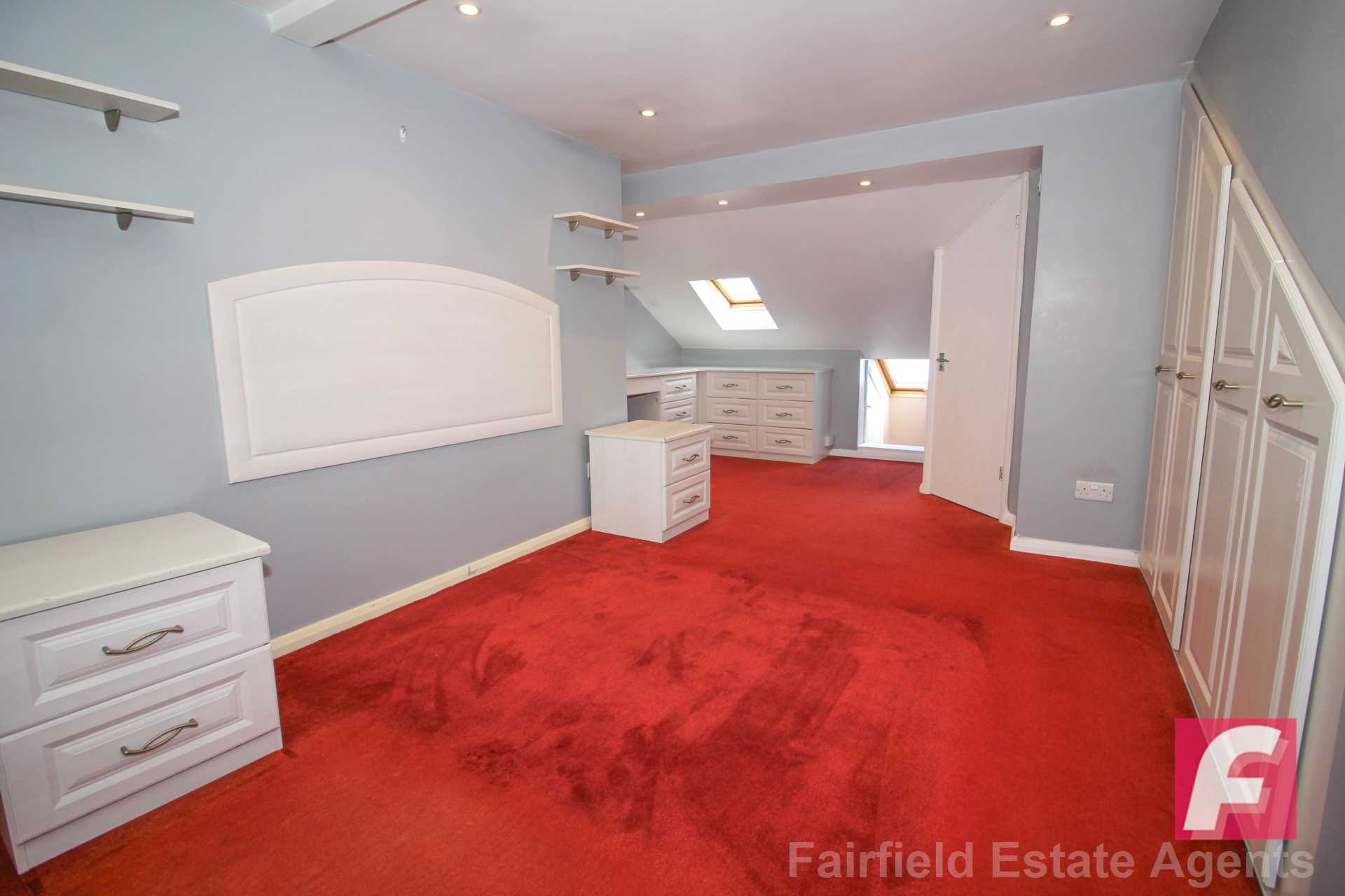 Additional Property Image 4 bedroom Terraced to rent in Rickmansworth 8