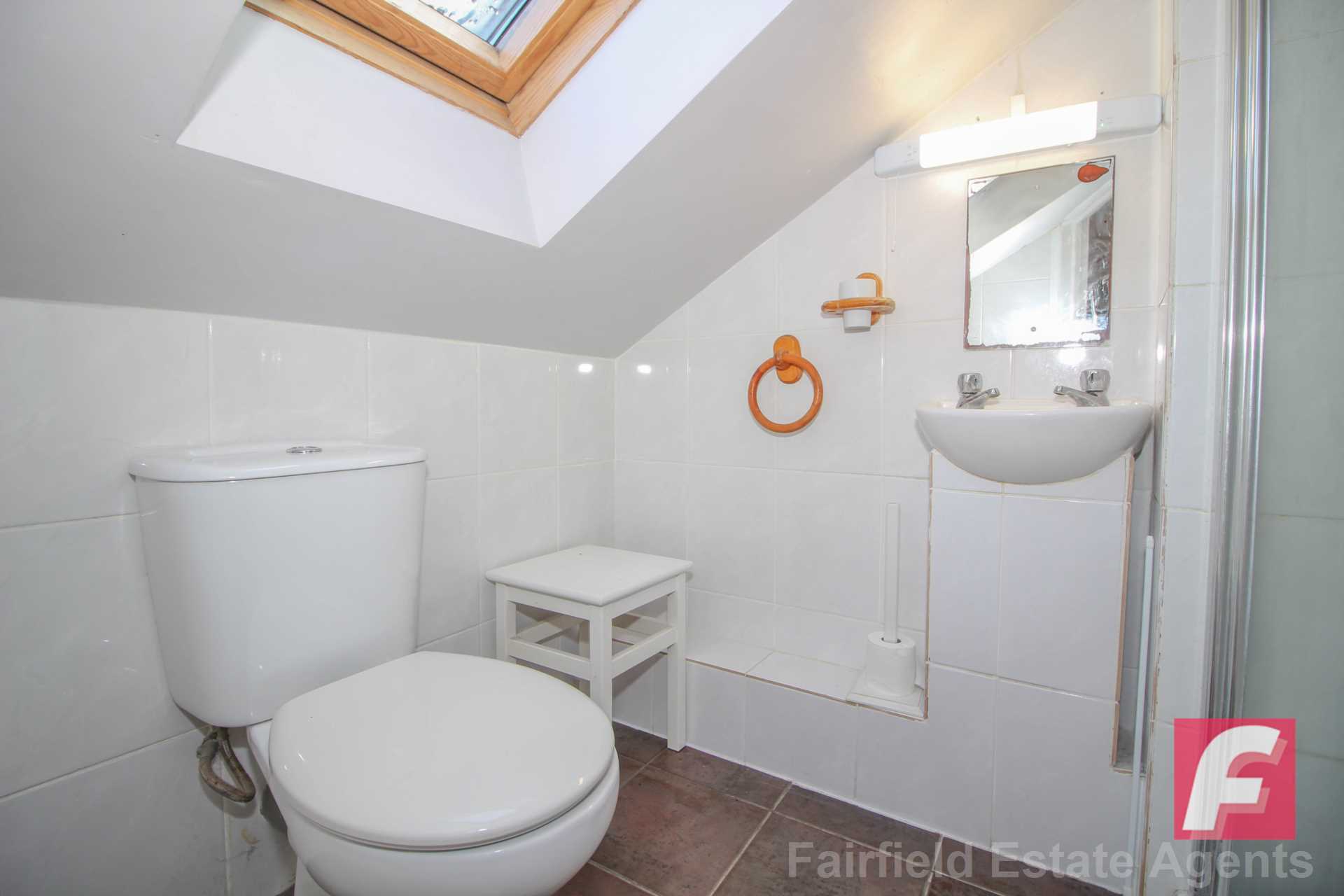 Additional Property Image 4 bedroom Terraced to rent in Rickmansworth 10