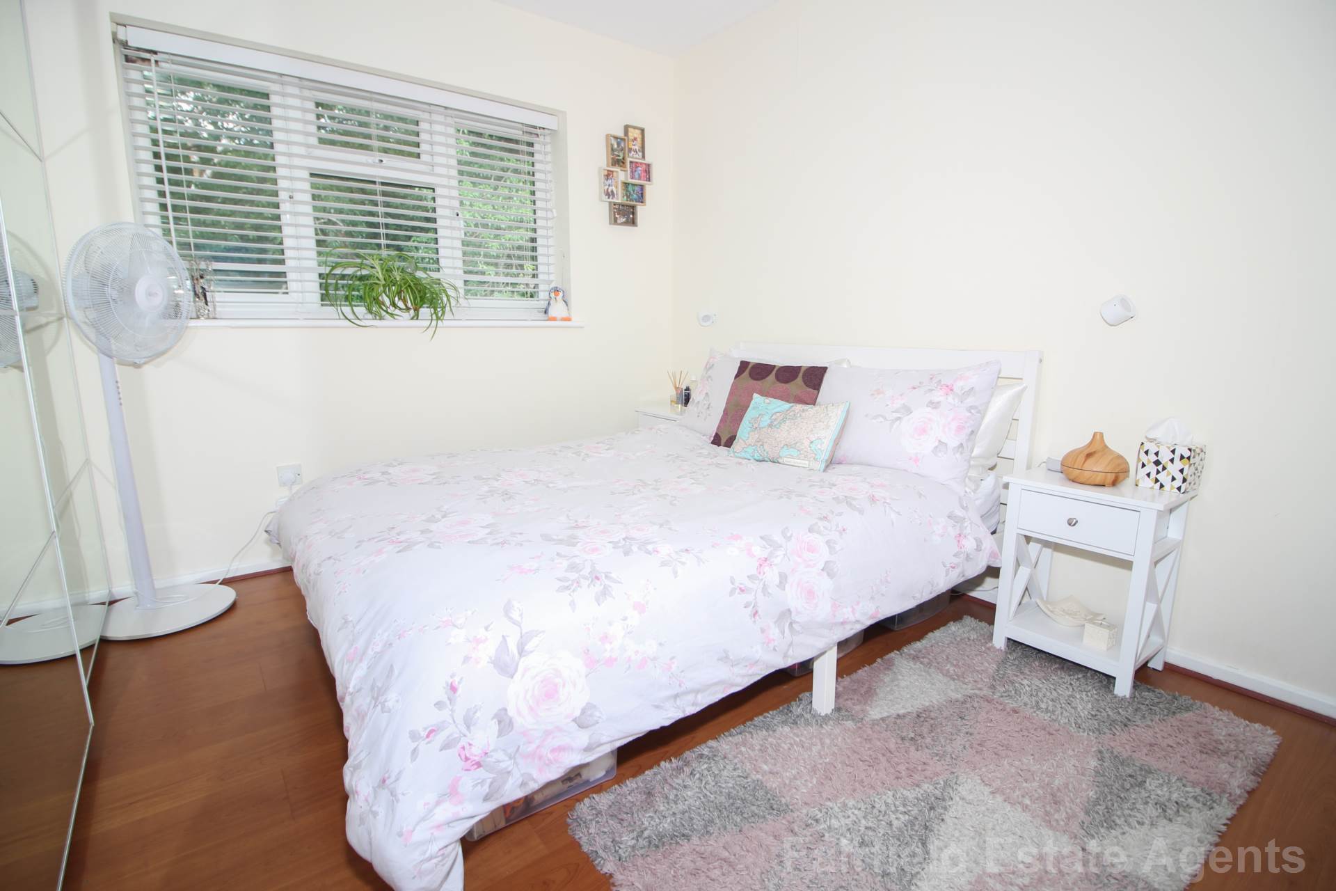 Additional Property Image 1 bedroom Flat for sale in Watford 6