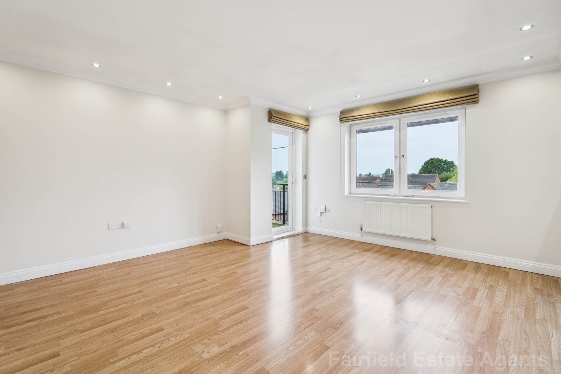Additional Property Image 2 bedroom Apartment for sale in Rickmansworth 2