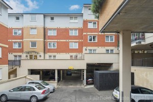 2 bedroom Apartment for sale in Rickmansworth
