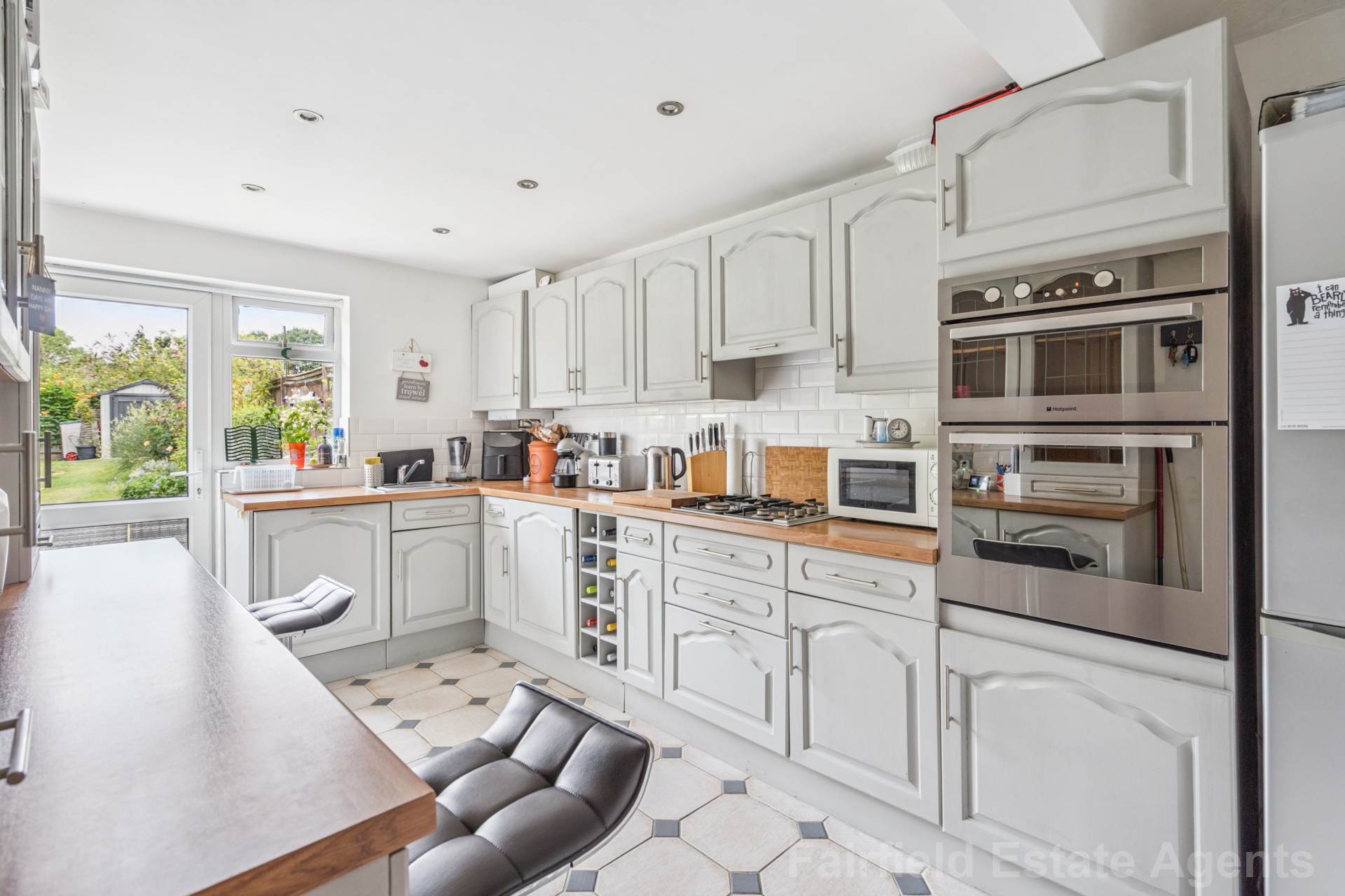 Additional Property Image 2 bedroom Detached Bungalow for sale in Watford 3
