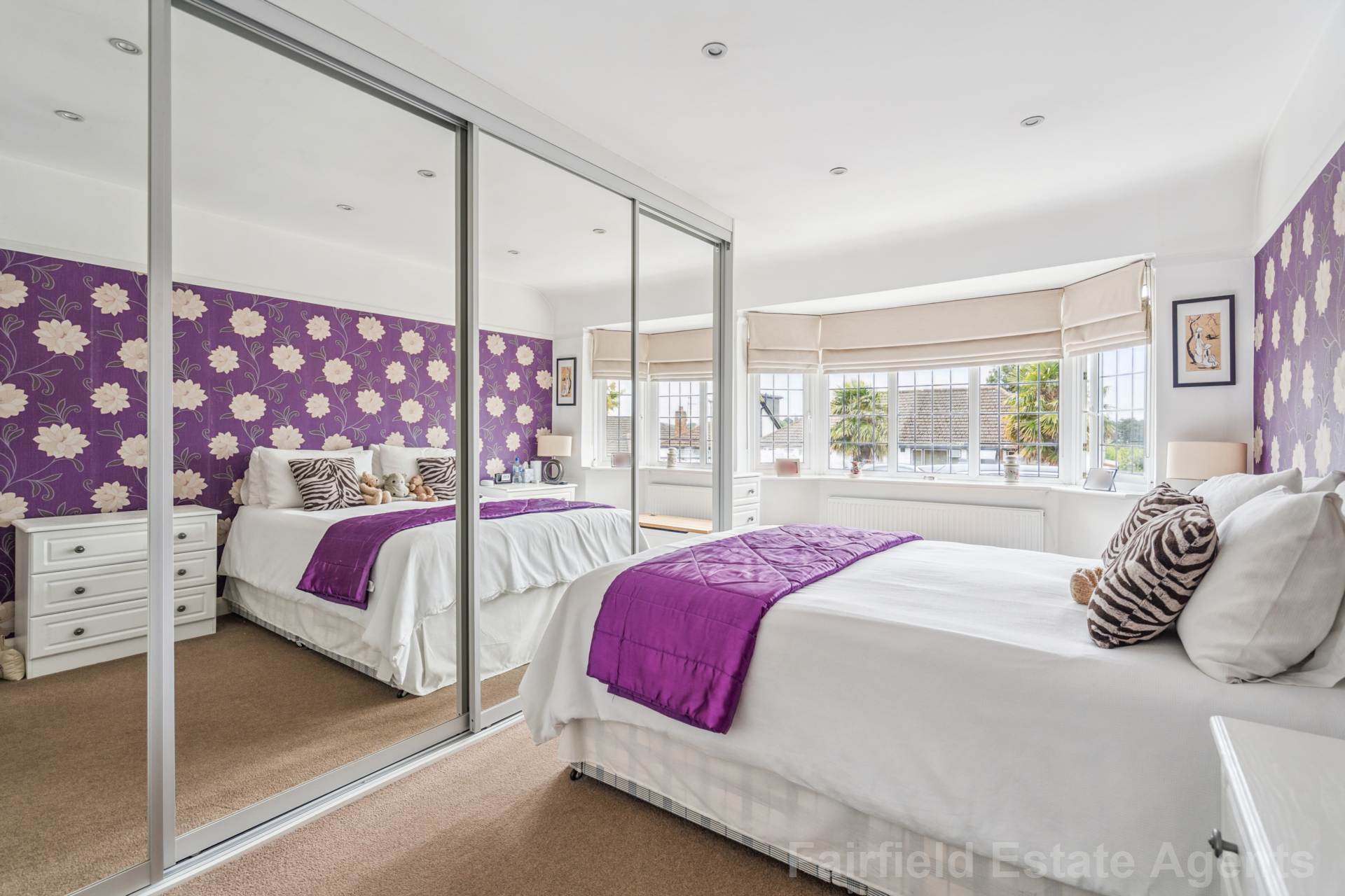 Additional Property Image 2 bedroom Detached Bungalow for sale in Watford 8