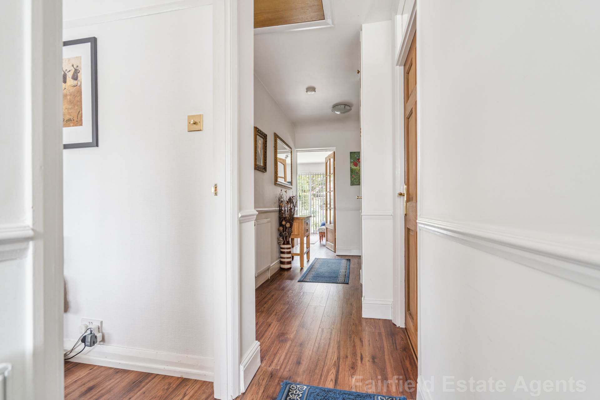 Additional Property Image 2 bedroom Detached Bungalow for sale in Watford 12