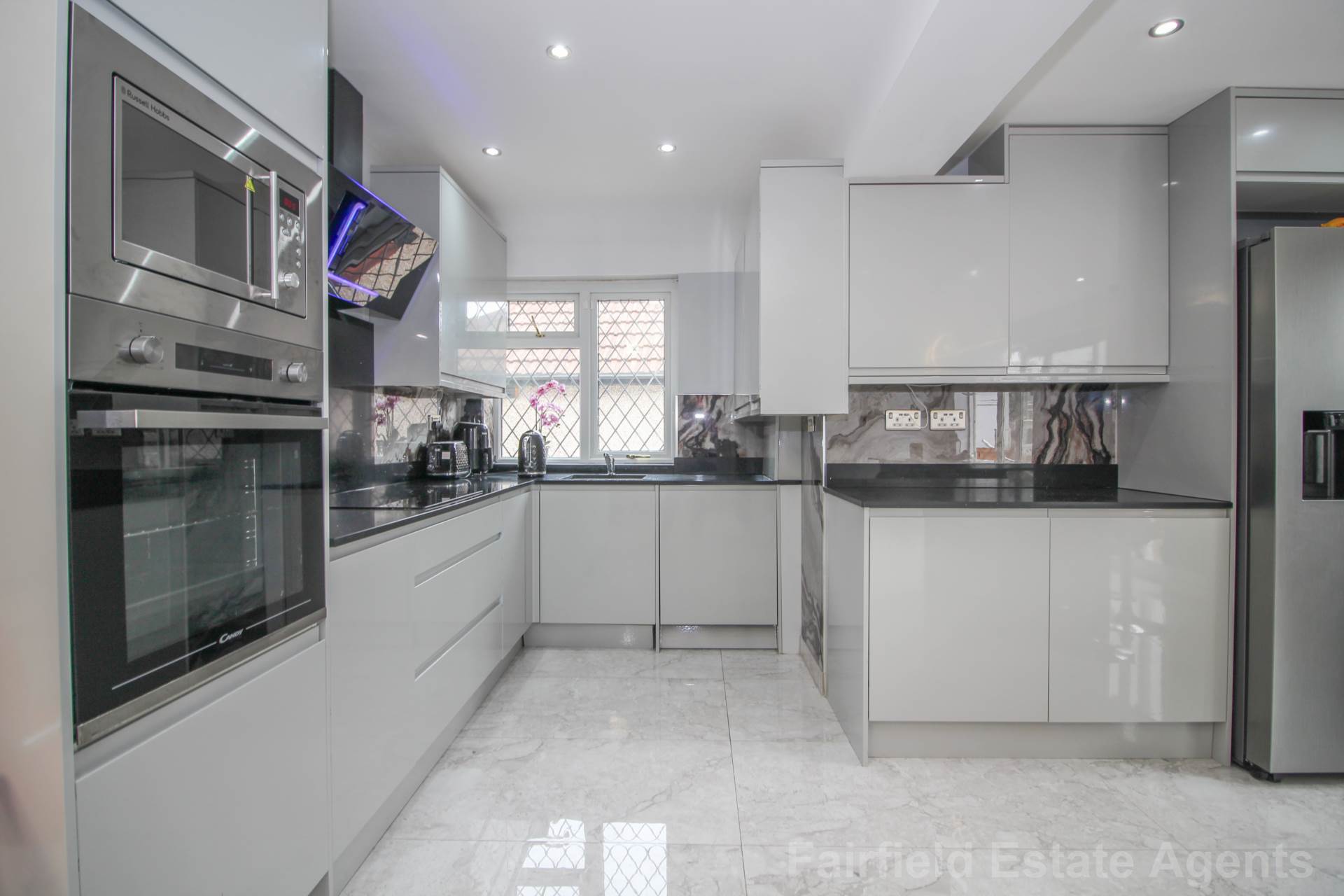 Additional Property Image 3 bedroom Semi Detached Bungalow for sale in Watford 6