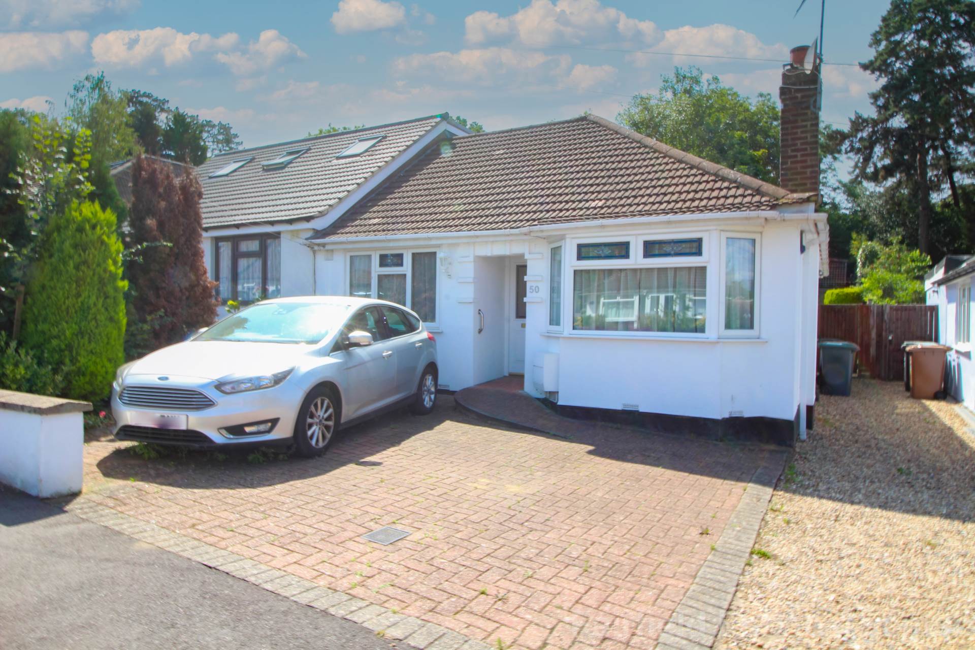 3 bedroom Semi Detached for sale in Watford