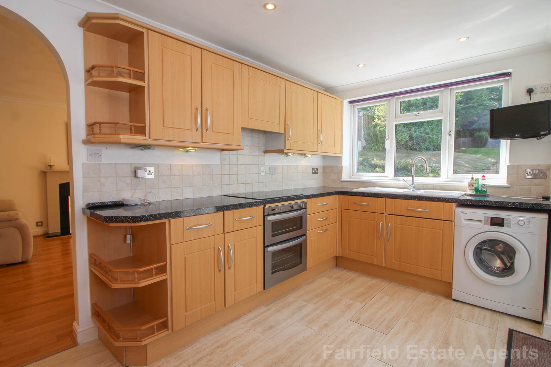 Additional Property Image 3 bedroom Semi Detached for sale in Watford 2