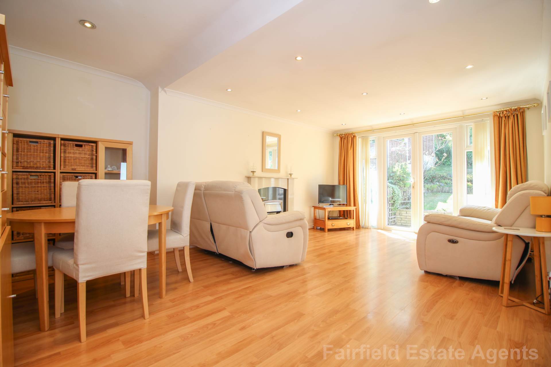Additional Property Image 3 bedroom Semi Detached for sale in Watford 3