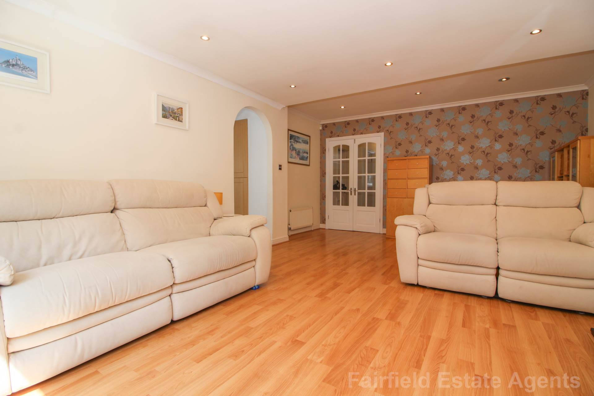 Additional Property Image 3 bedroom Semi Detached for sale in Watford 7