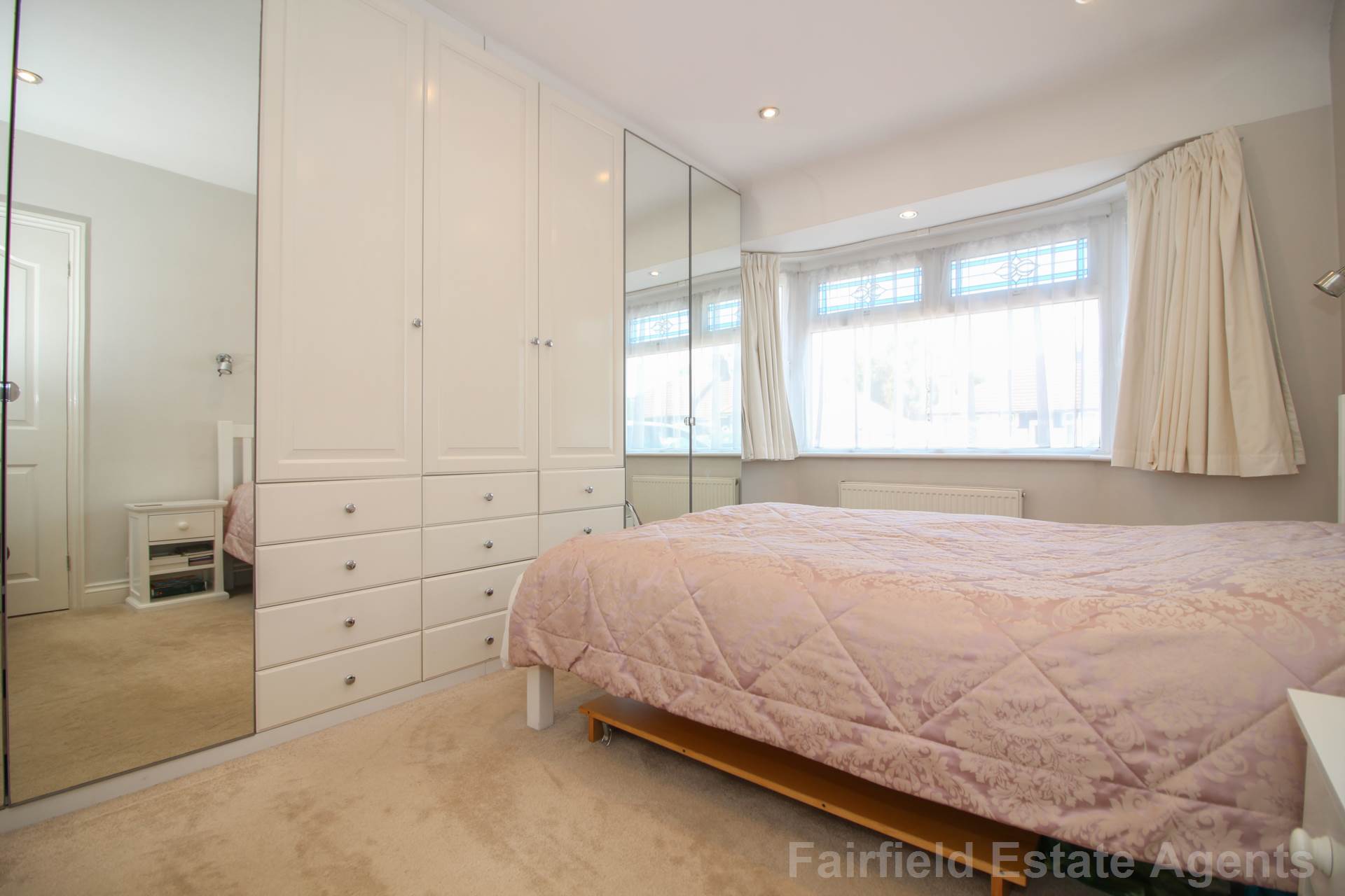 Additional Property Image 3 bedroom Semi Detached for sale in Watford 10