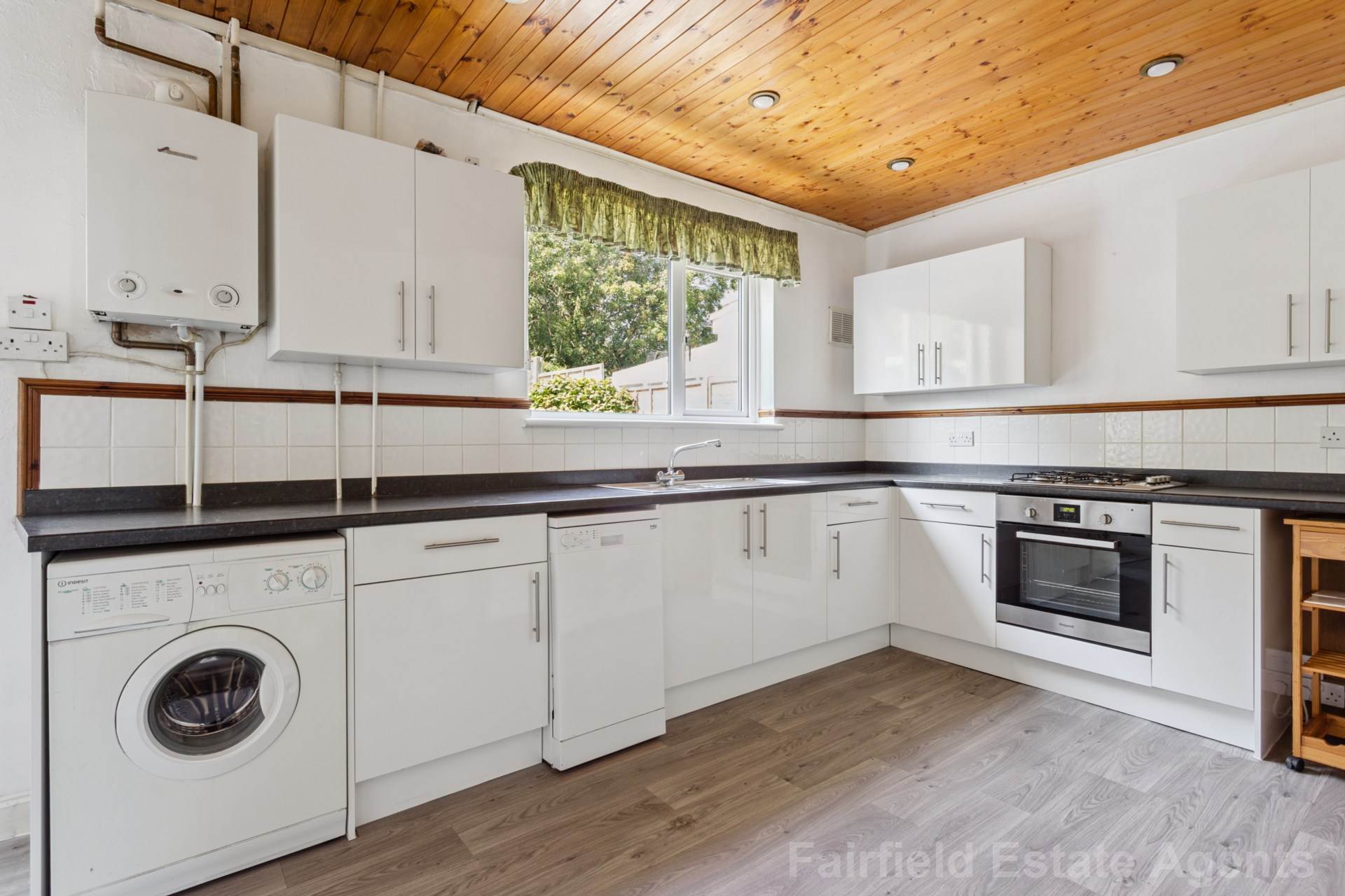 Additional Property Image 2 bedroom Terraced for sale in Watford 7