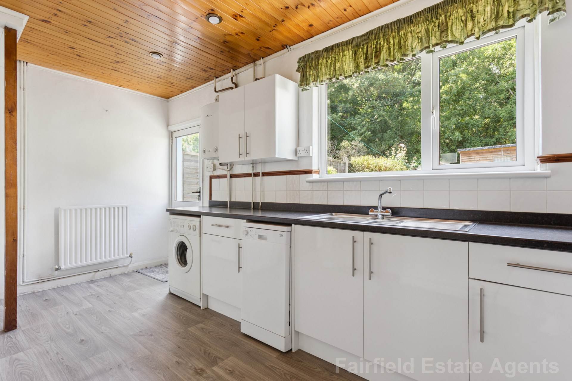 Additional Property Image 2 bedroom Terraced for sale in Watford 8