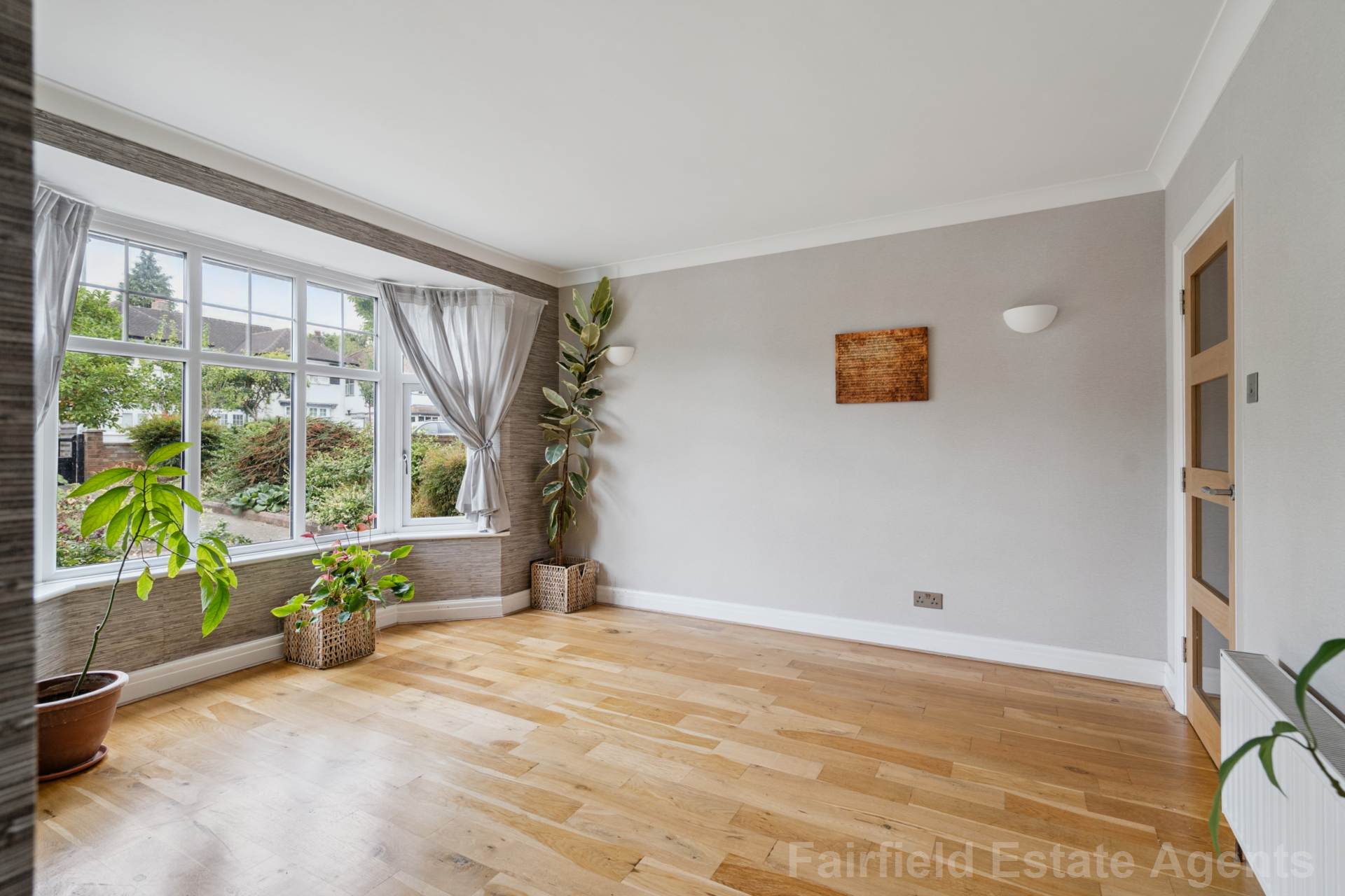 Additional Property Image 4 bedroom Detached for sale in Watford 9