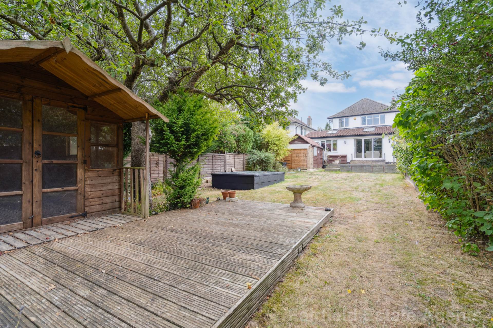 Additional Property Image 4 bedroom Detached for sale in Watford 20