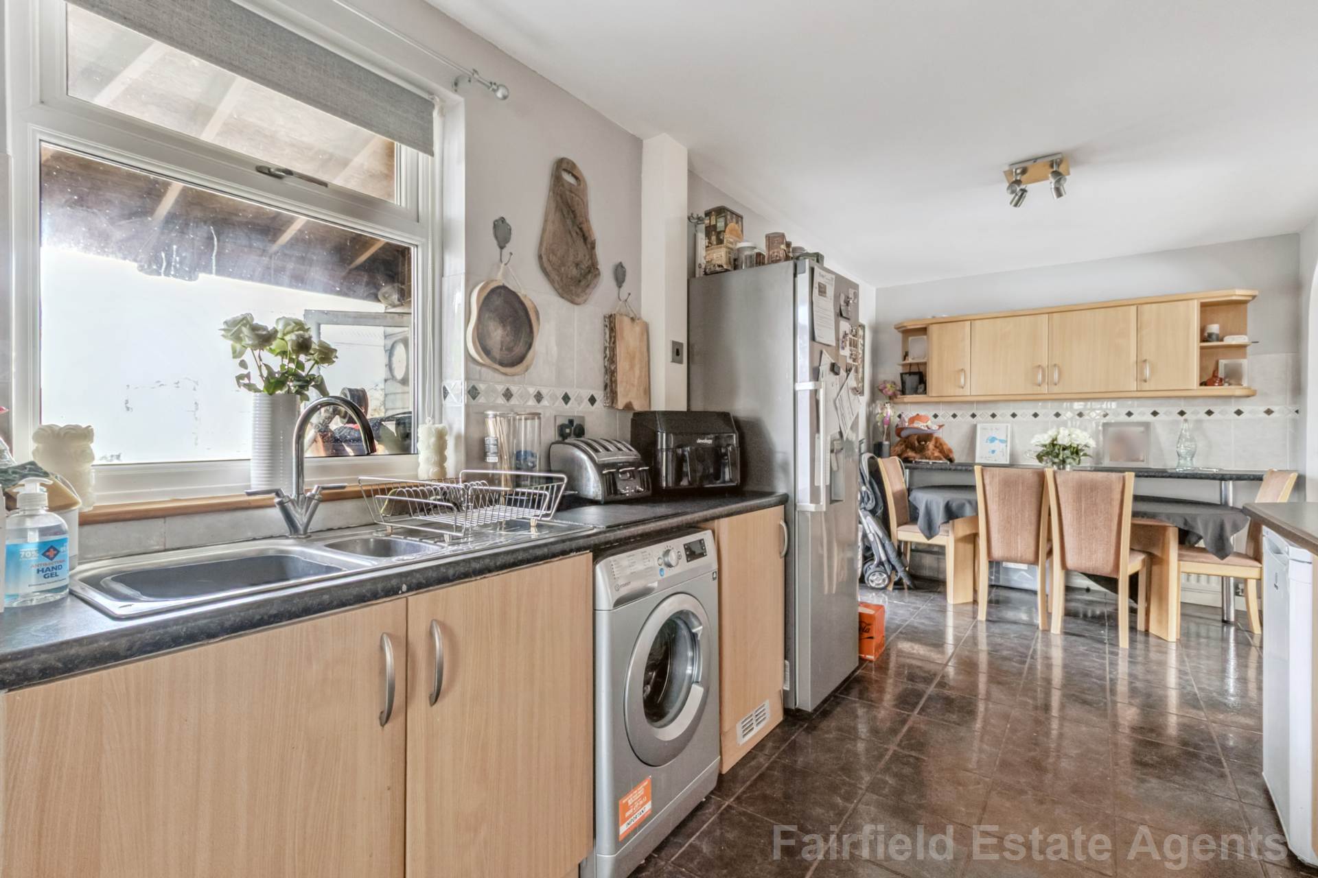 Additional Property Image 3 bedroom Semi Detached for sale in Watford 3