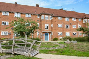 1 bedroom Flat for sale in Watford