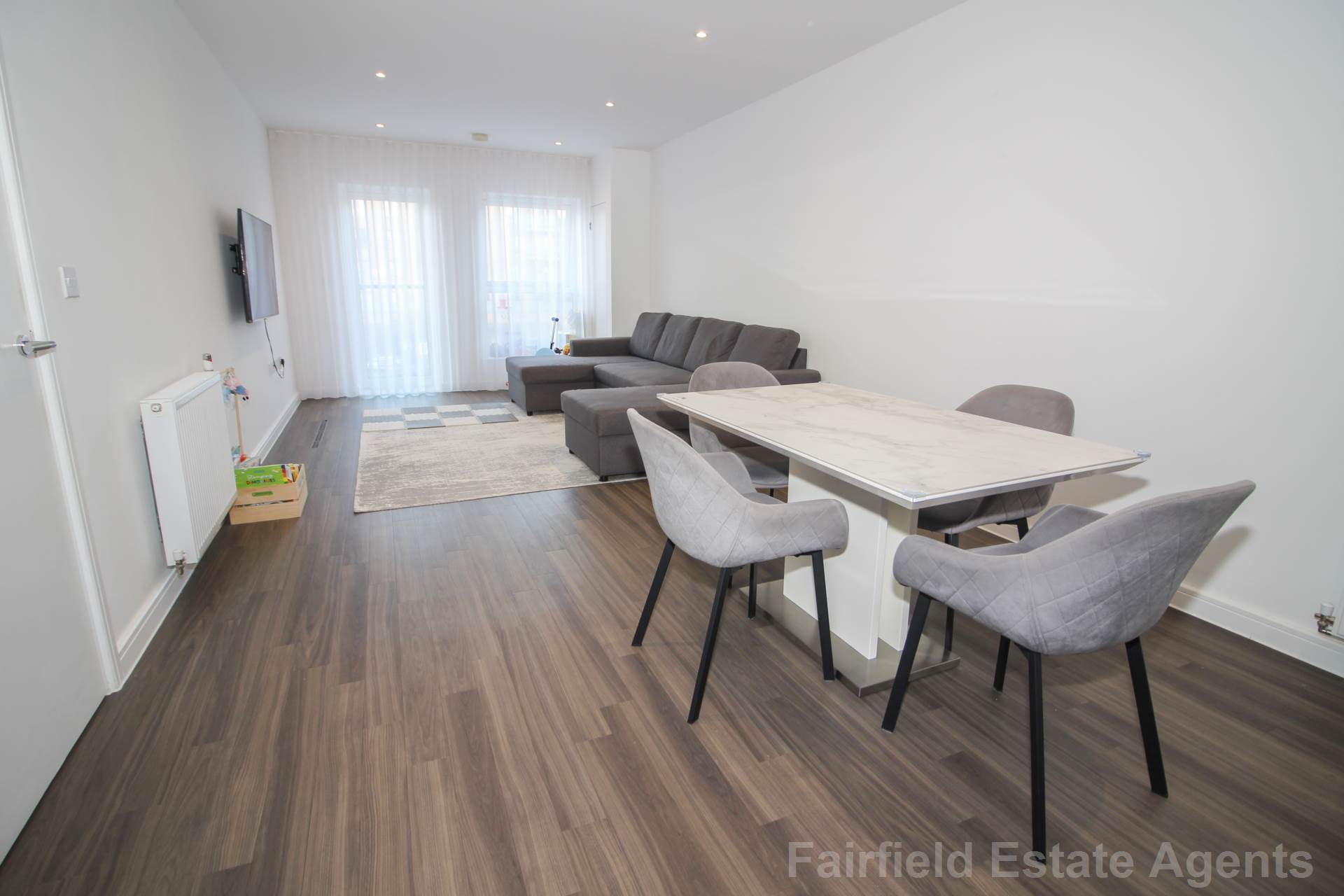Additional Property Image 2 bedroom Flat for sale in Watford 4