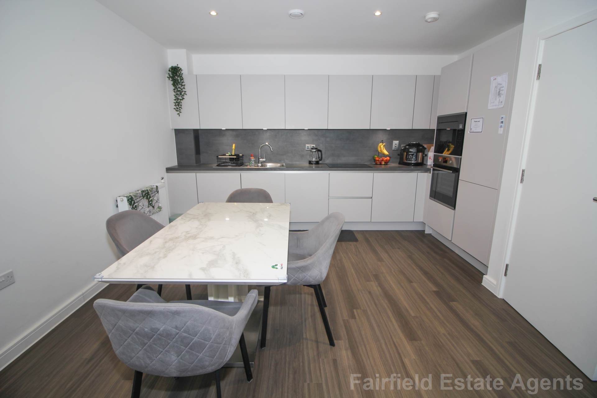 Additional Property Image 2 bedroom Flat for sale in Watford 5
