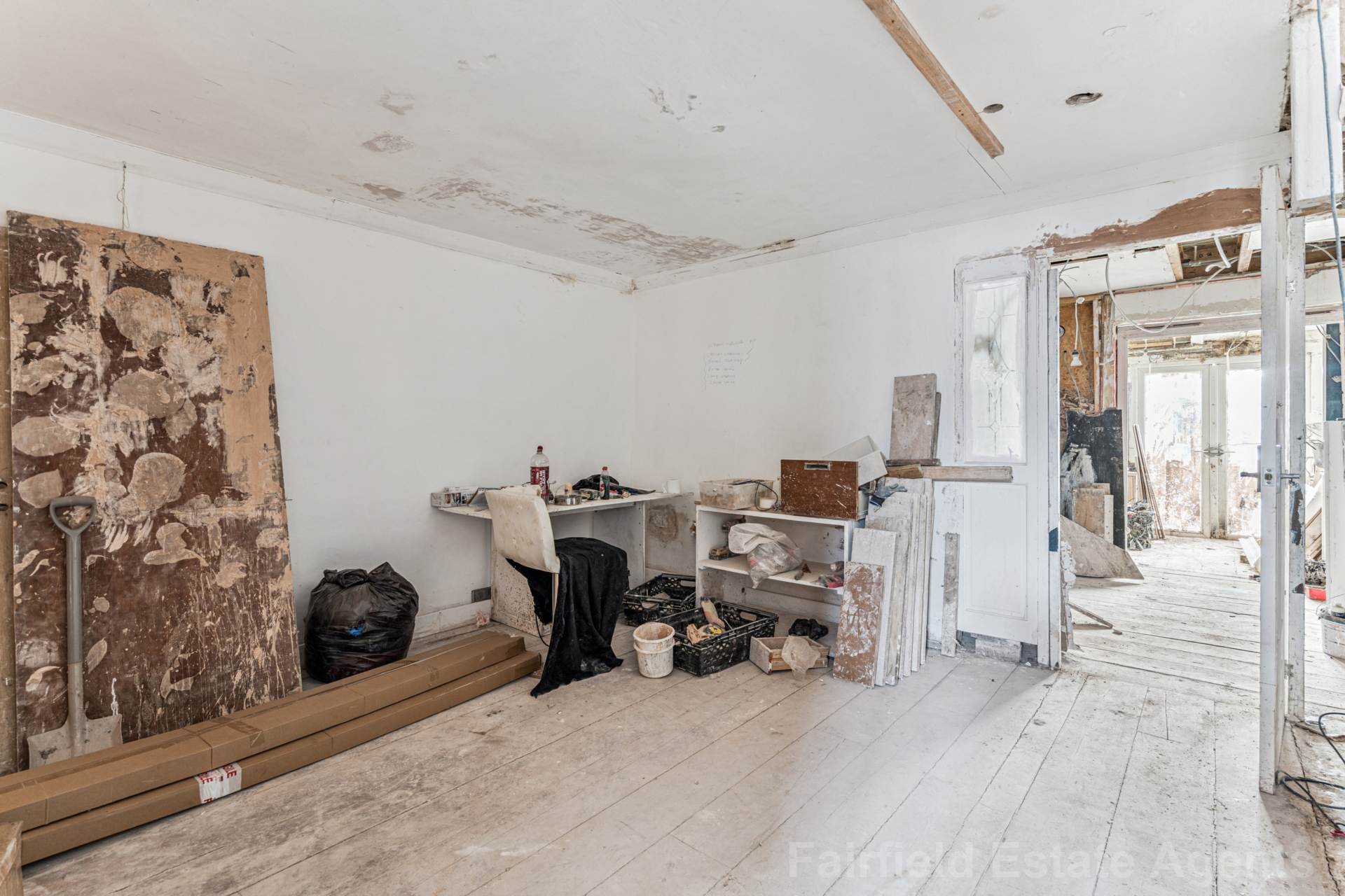 Additional Property Image 3 bedroom End of Terrace for sale in Watford 6
