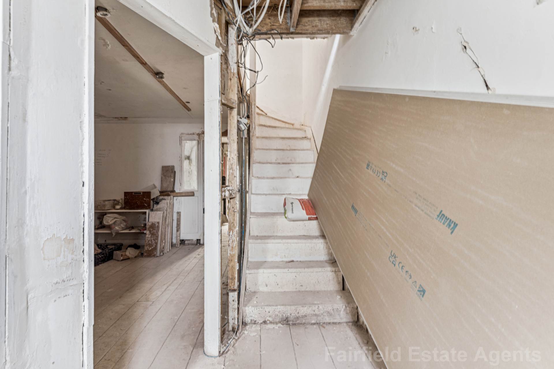Additional Property Image 3 bedroom End of Terrace for sale in Watford 15