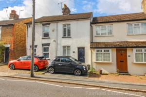 2 bedroom Terraced to rent in Watford