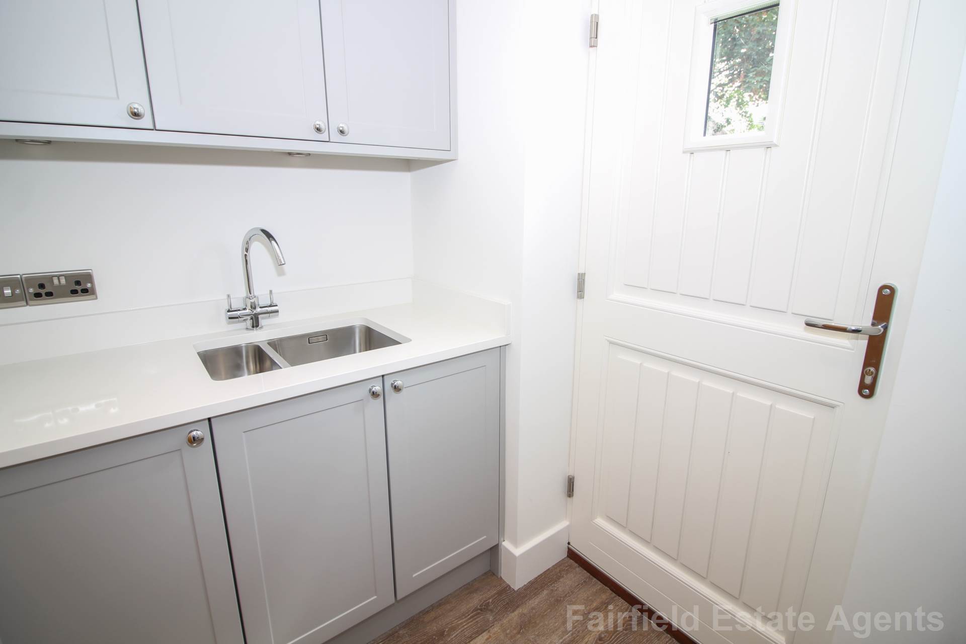 Additional Property Image 4 bedroom Detached to rent in Chalfont St Giles 13