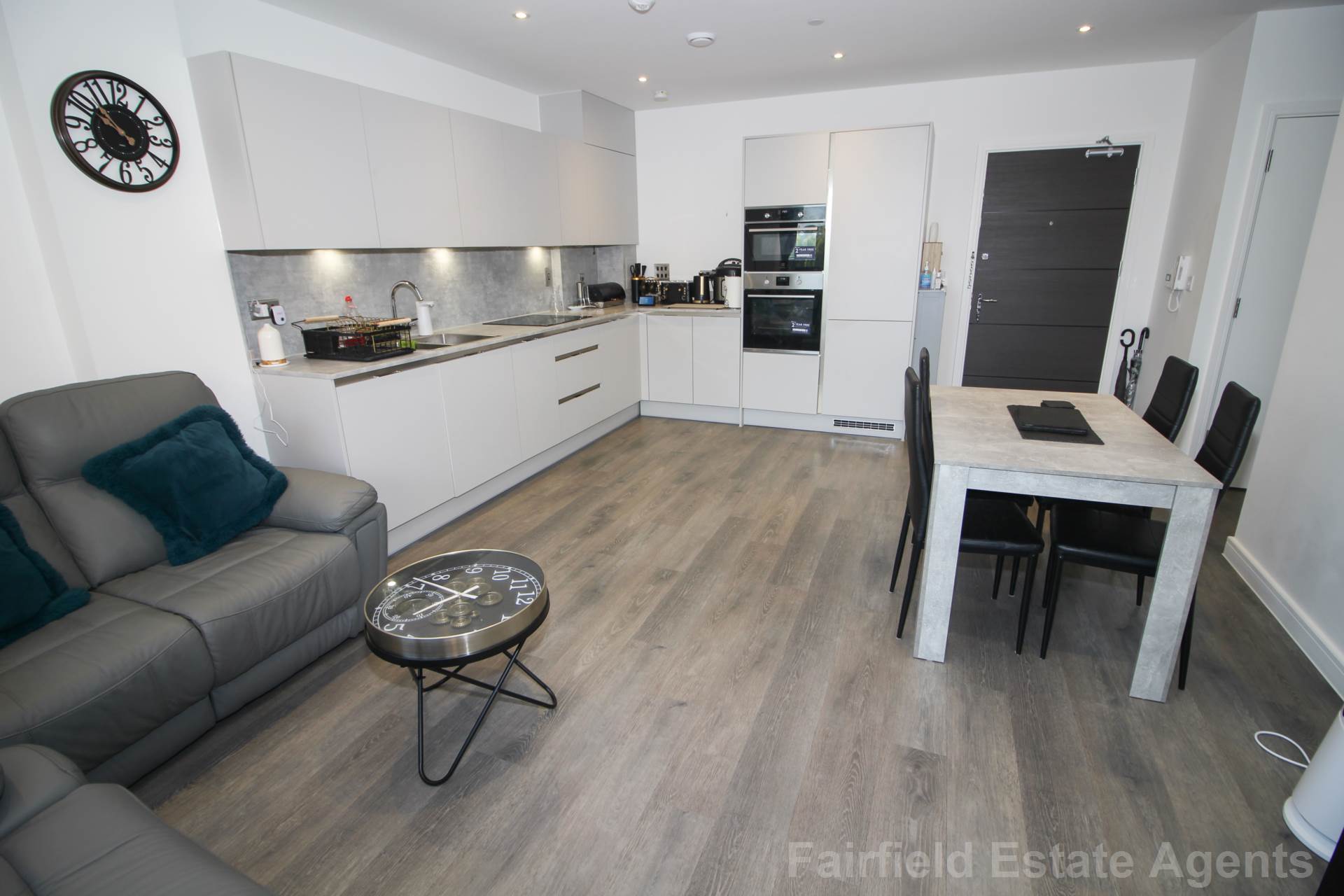 Additional Property Image 2 bedroom Flat for sale in Watford 2