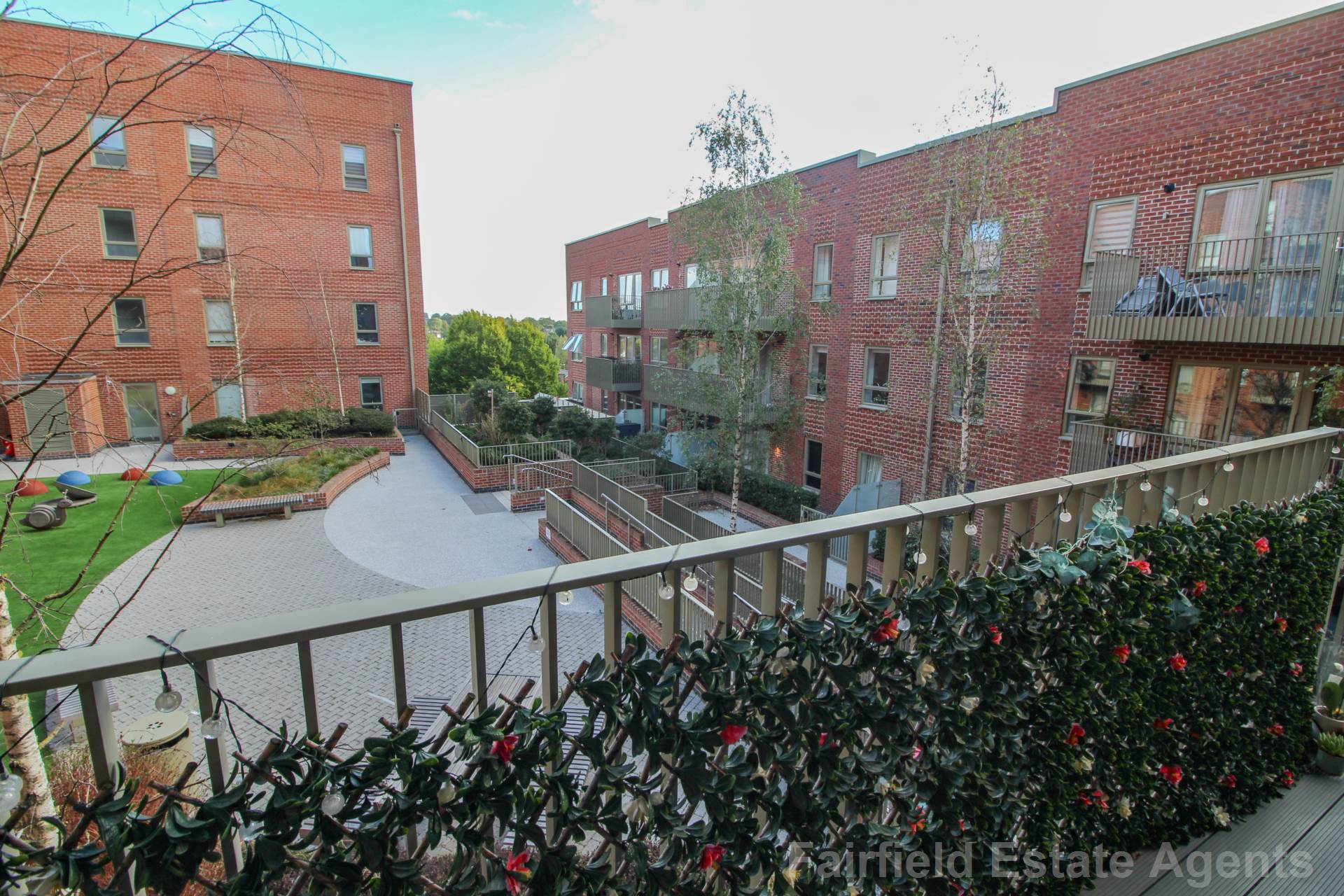 Additional Property Image 2 bedroom Flat for sale in Watford 4