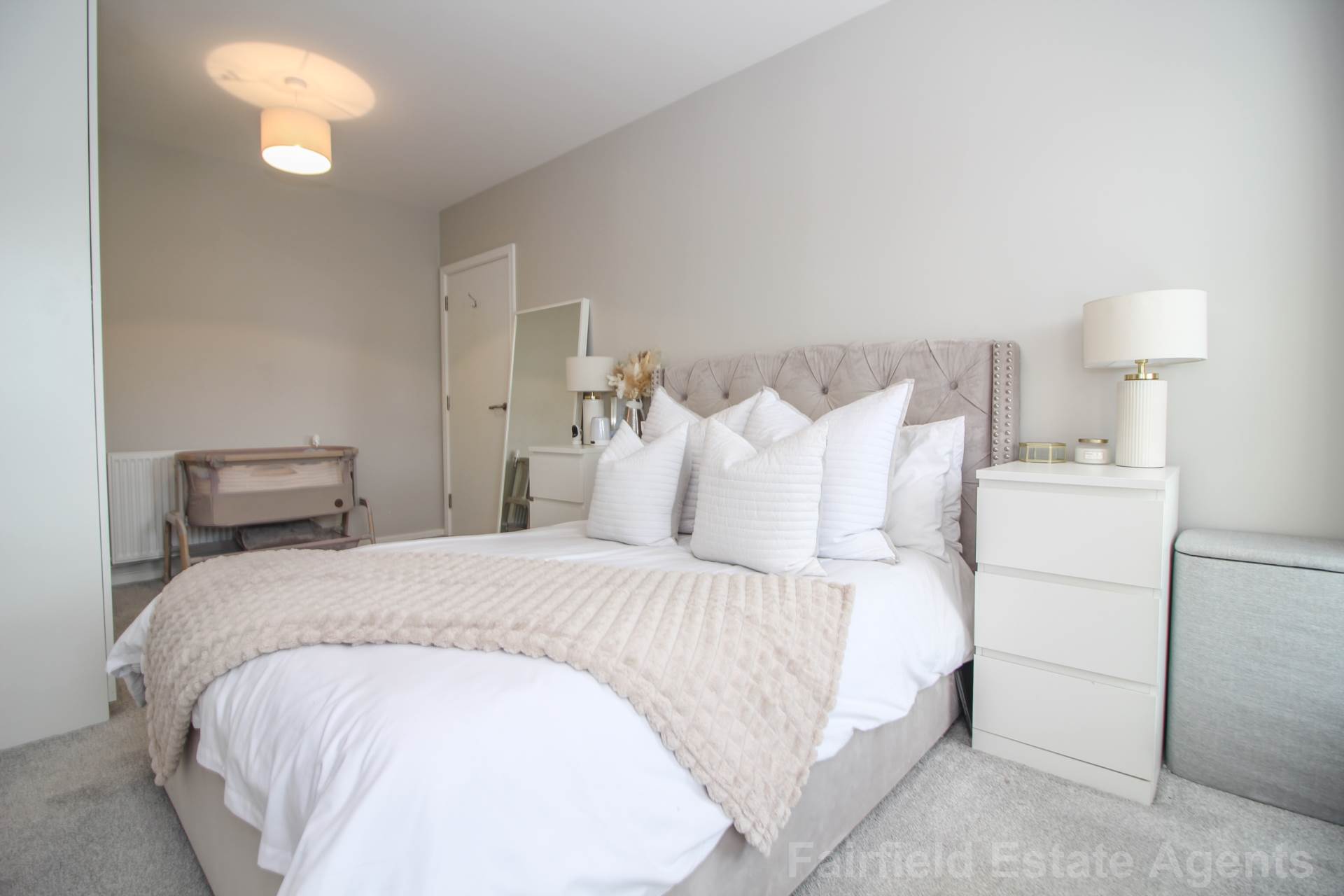 Additional Property Image 1 bedroom Flat for sale in Watford 7