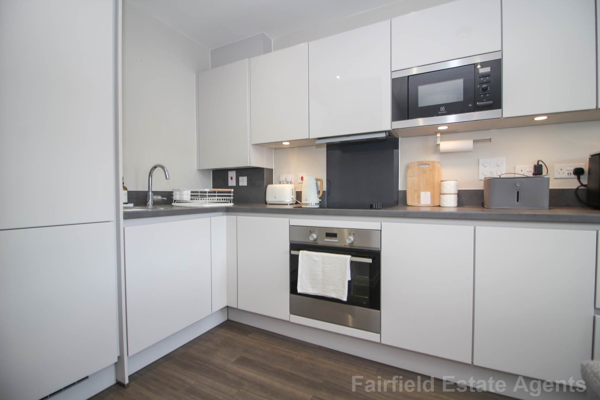 Additional Property Image 1 bedroom Flat for sale in Watford 9