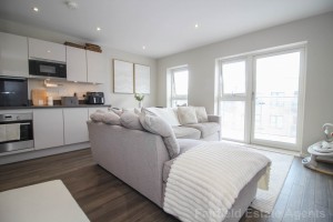 1 bedroom Flat for sale in Watford