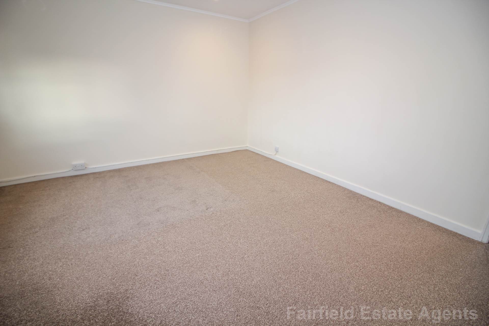Additional Property Image 2 bedroom Maisonette to rent in Pinner 8