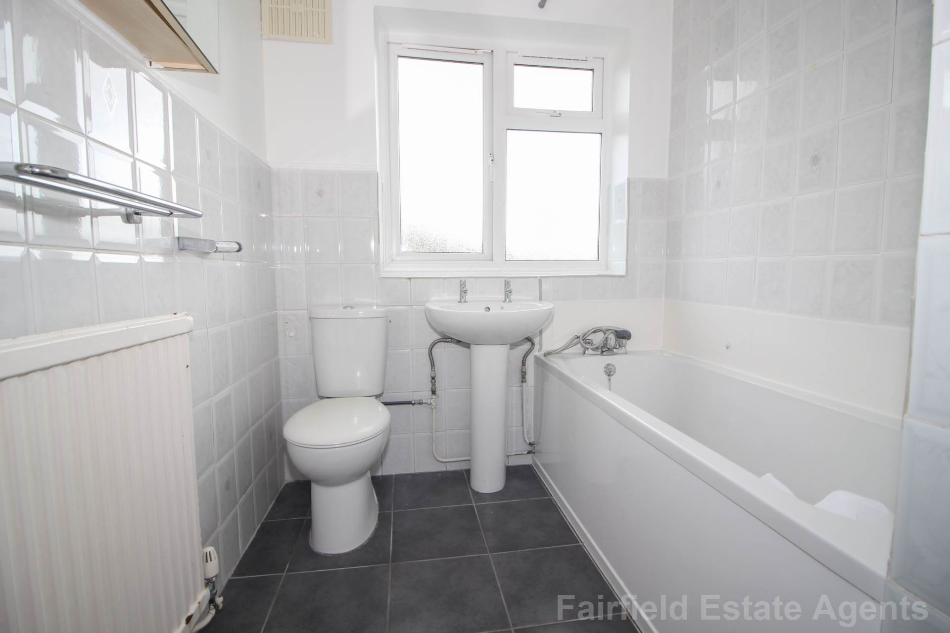 Additional Property Image 2 bedroom Maisonette to rent in Pinner 9