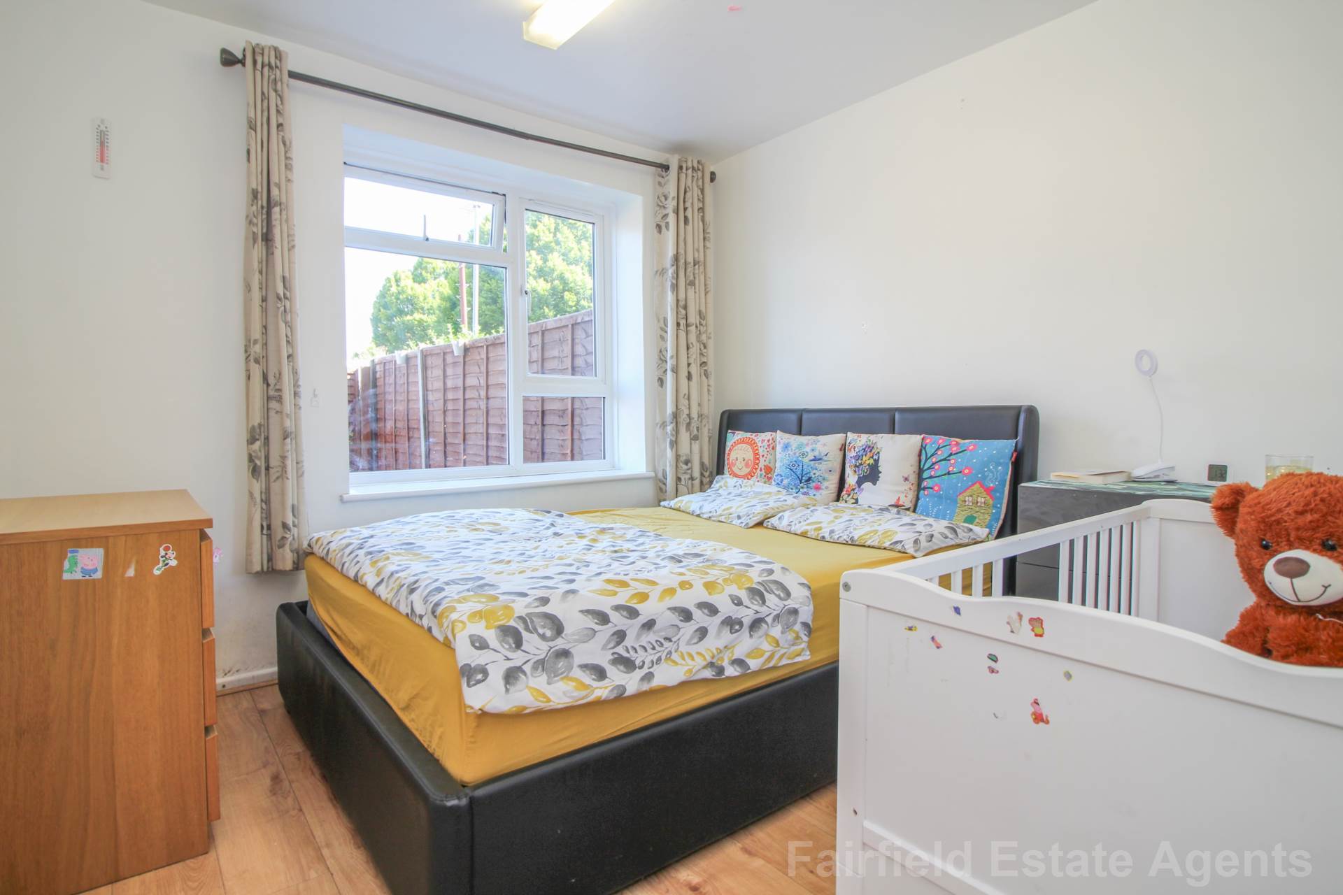 Additional Property Image 1 bedroom Flat for sale in Watford 6