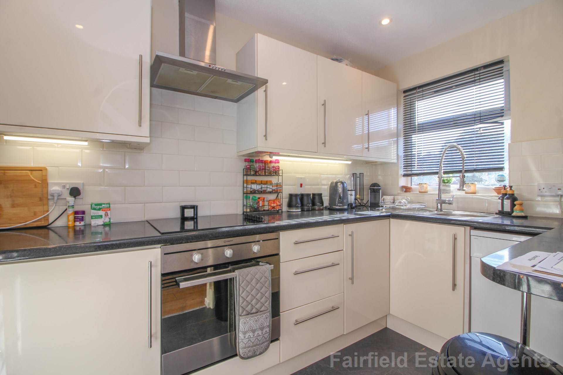 Additional Property Image 2 bedroom Terraced for sale in Watford 3