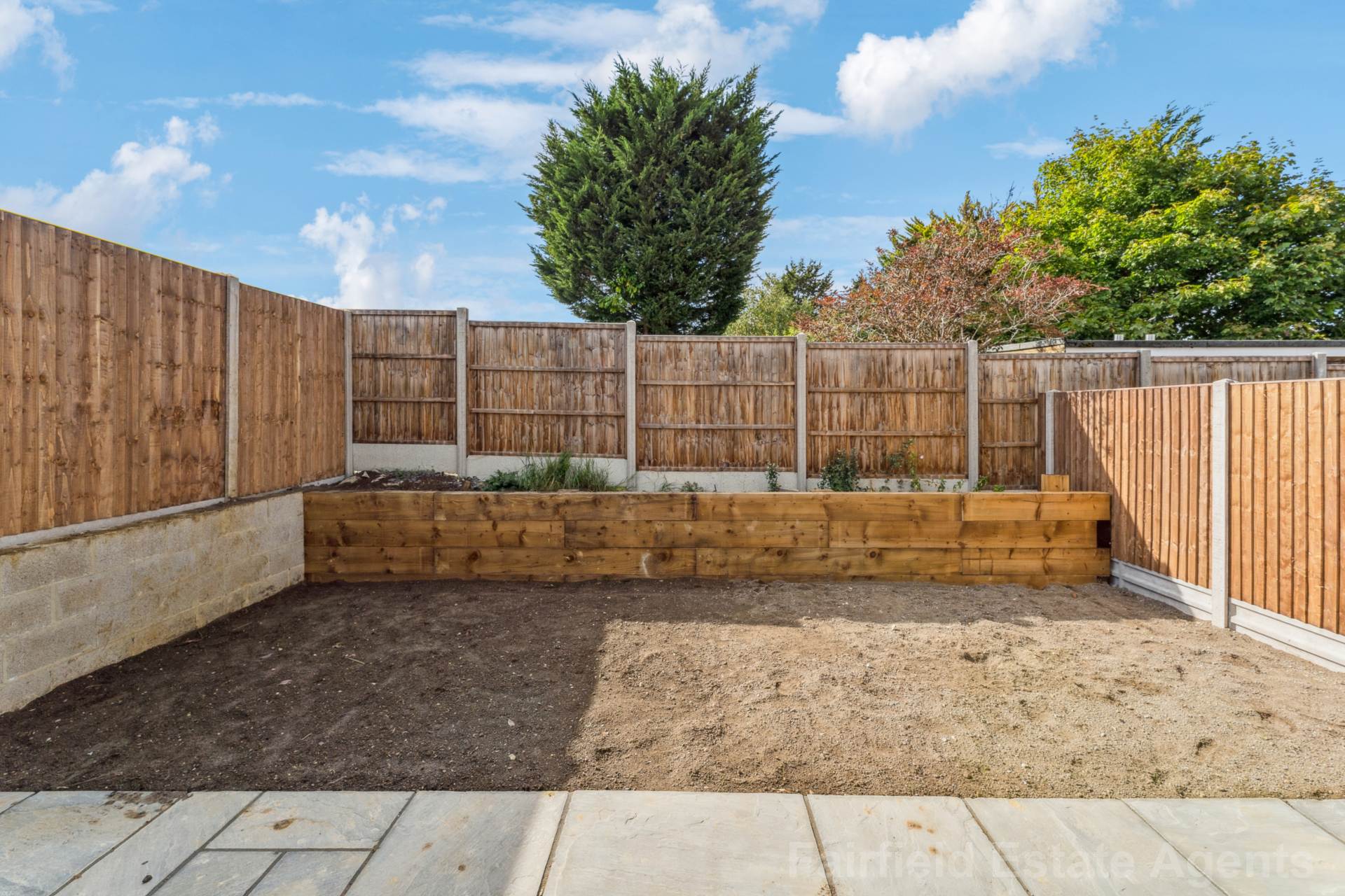 Additional Property Image 2 bedroom Semi Detached Bungalow for sale in Watford 20